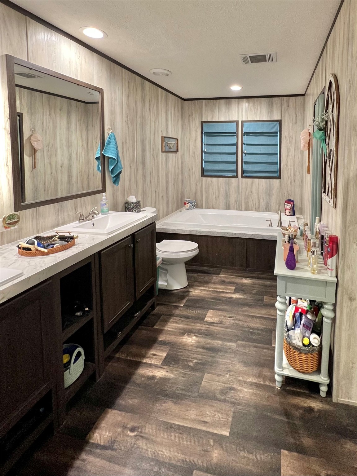 285 County Road  2262, Mineola, TX, 75773