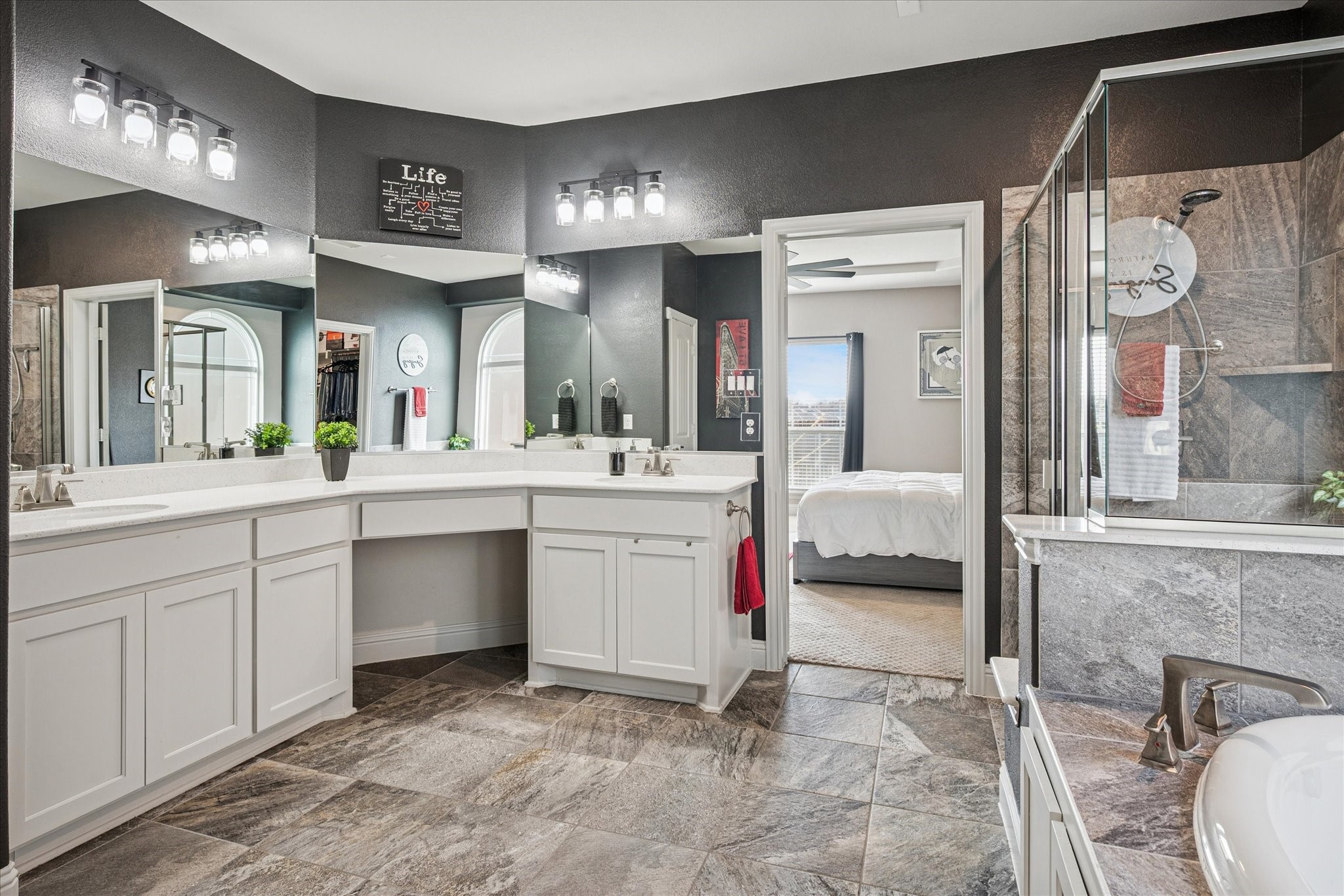506 Crestview Drive, Midlothian, TX, 76065