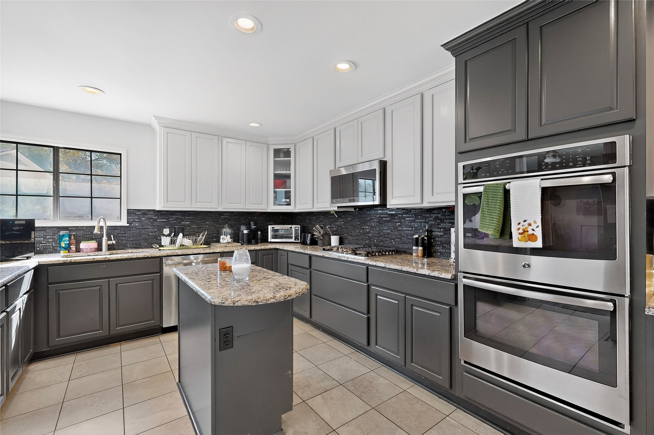 3900 N Shadycreek Drive, Arlington, TX, 76013