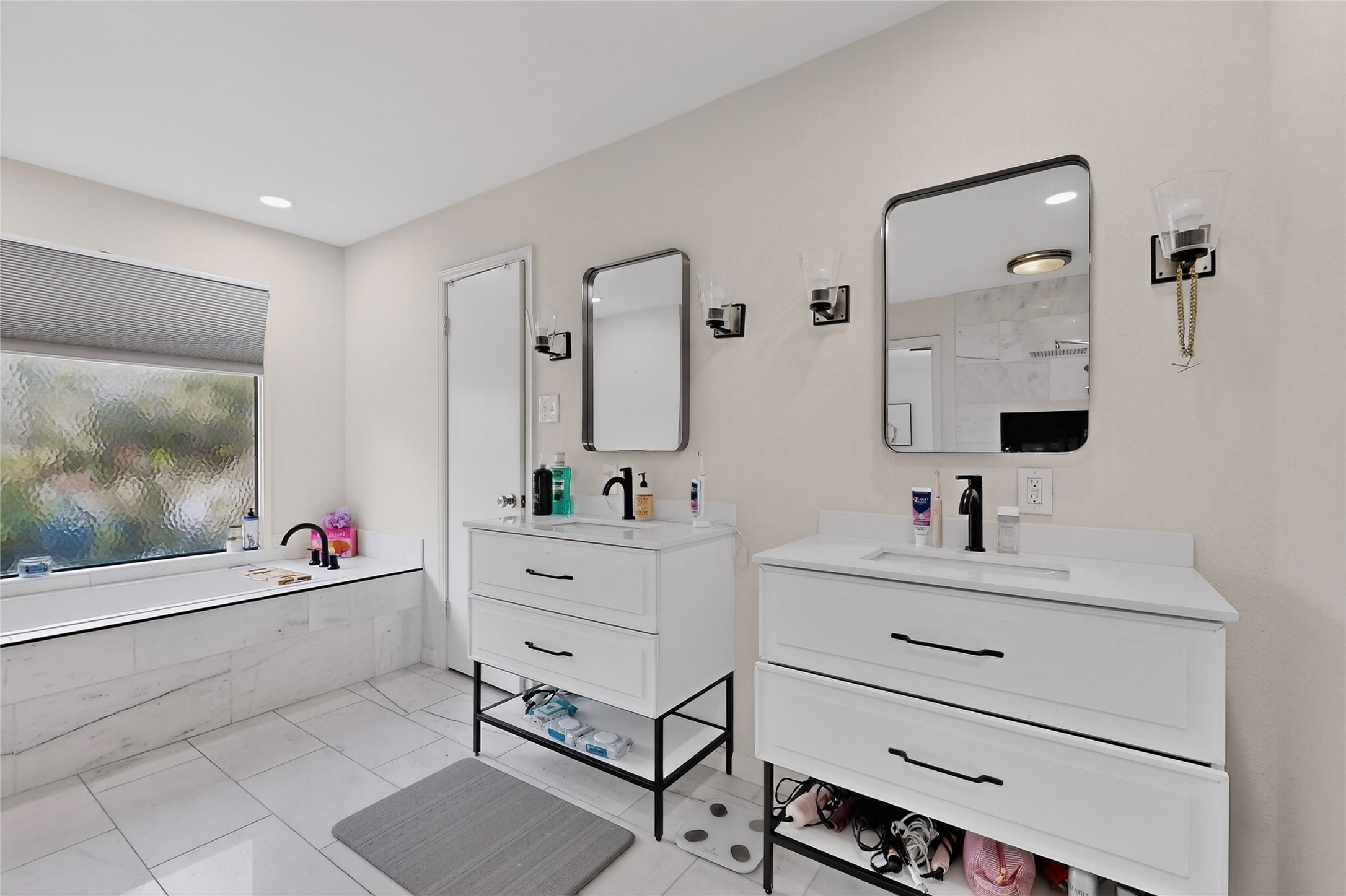 3900 N Shadycreek Drive, Arlington, TX, 76013