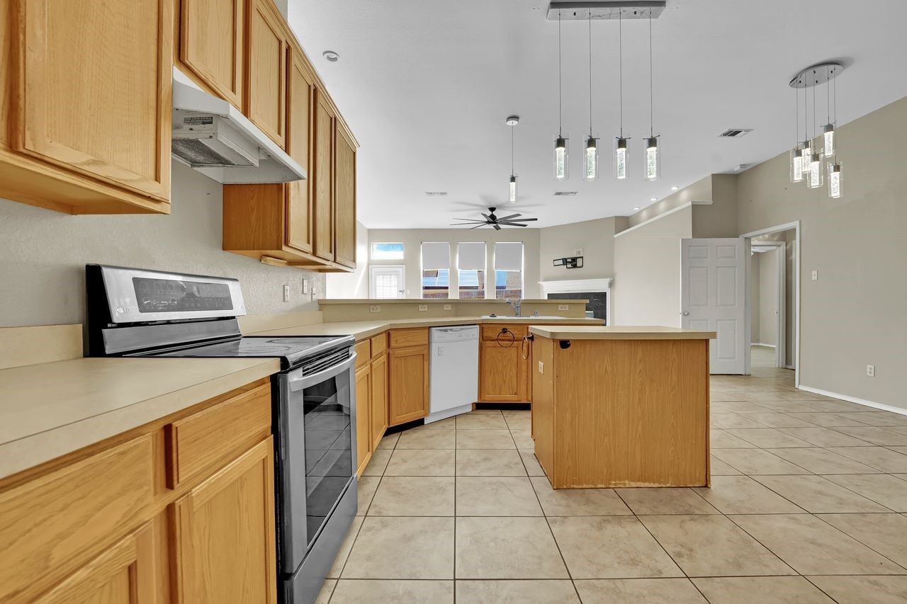 1708 Windcastle Drive, Mansfield, TX, 76063