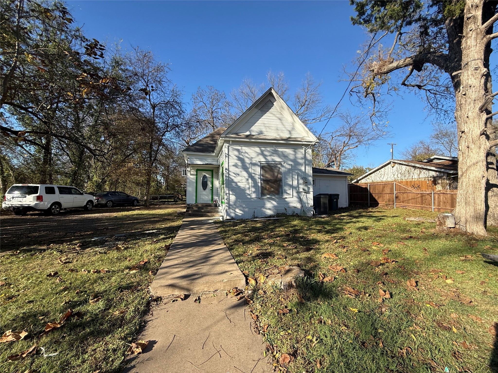 411 W Hester Street, Sherman, TX, 75090