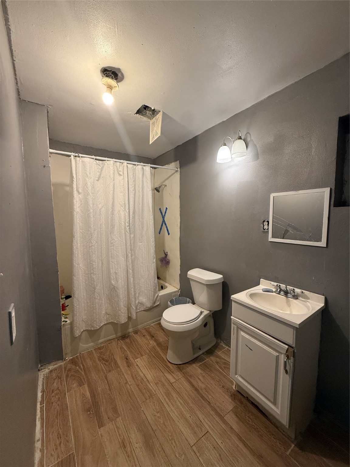 411 W Hester Street, Sherman, TX, 75090