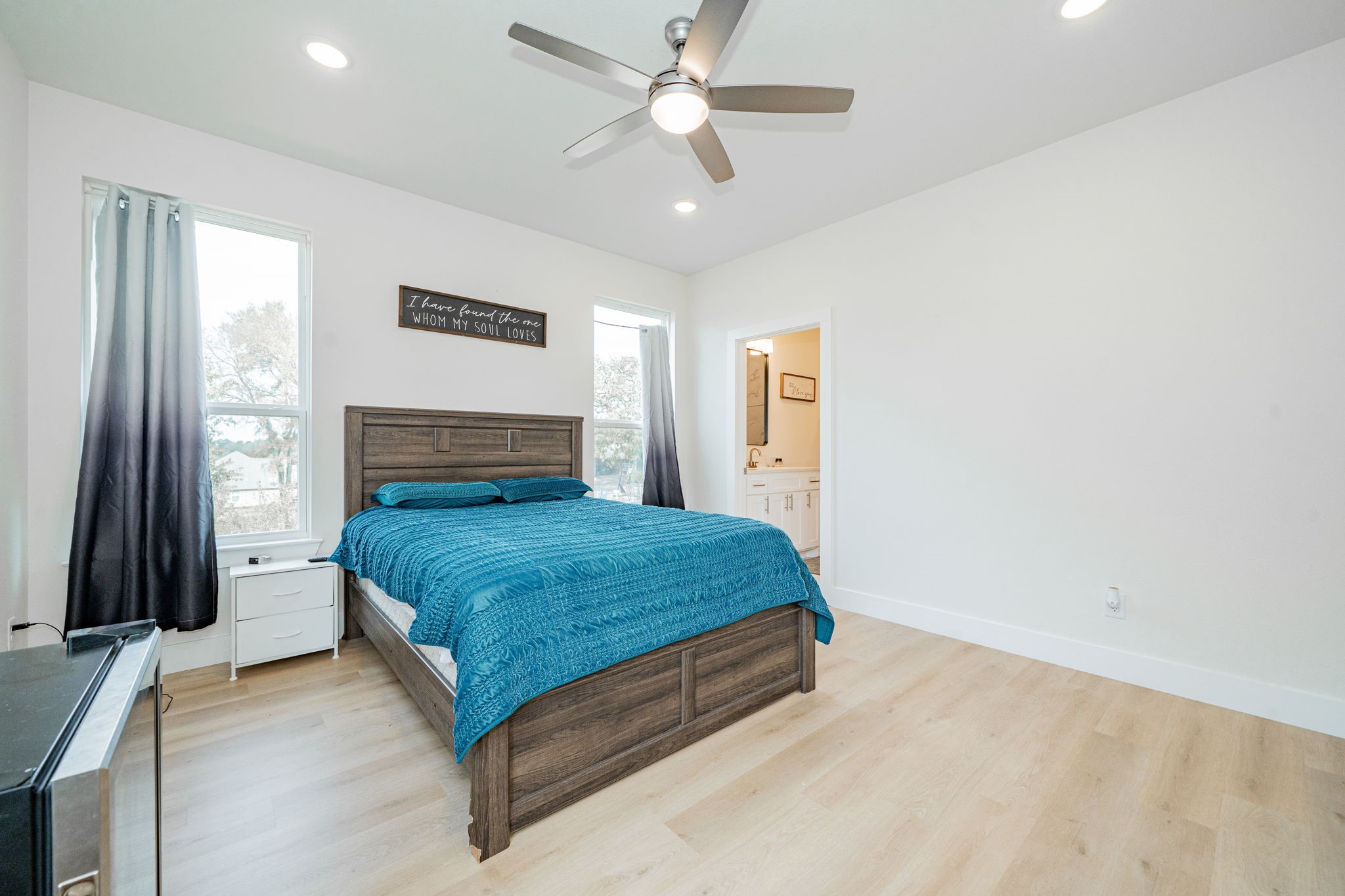 319 Coral Reef Street, Gun Barrel City, TX, 75156