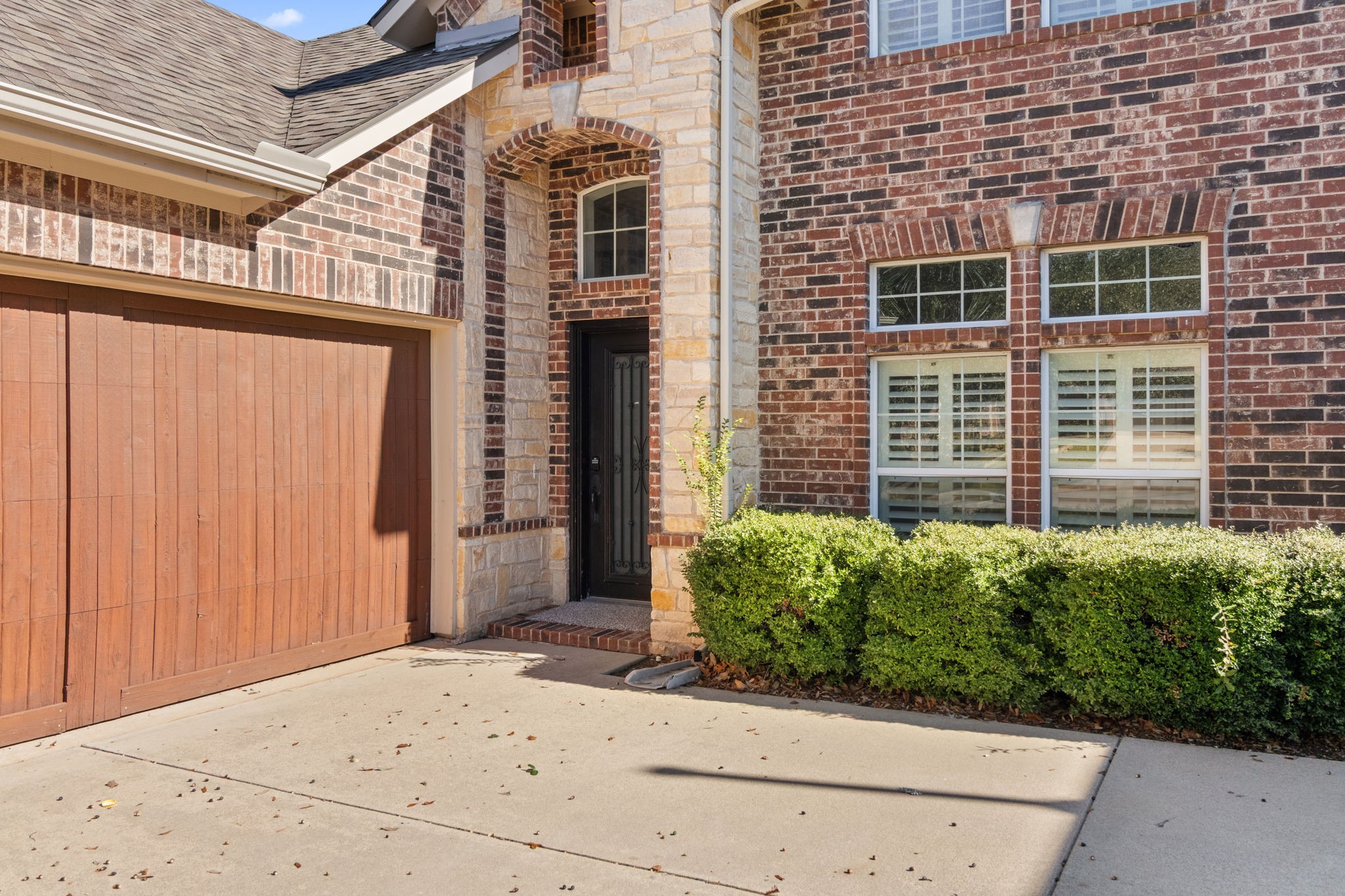 Property photo 04 of 611 Goliad Drive, Keller, TX 76248 | MLS #21121274