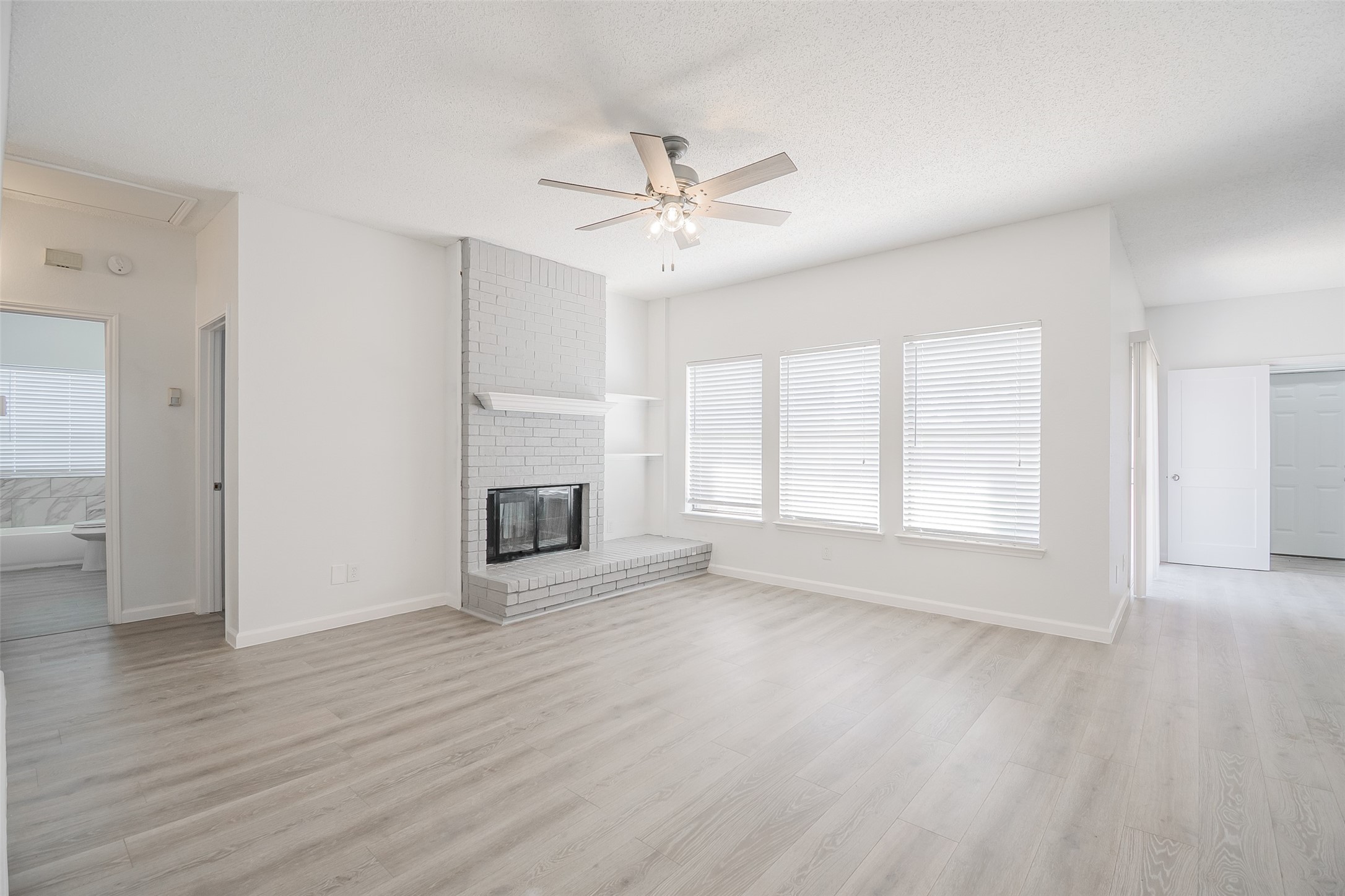 Property photo 01 of 1114 Dandelion Drive, Mesquite, TX 75149 | MLS #21121802