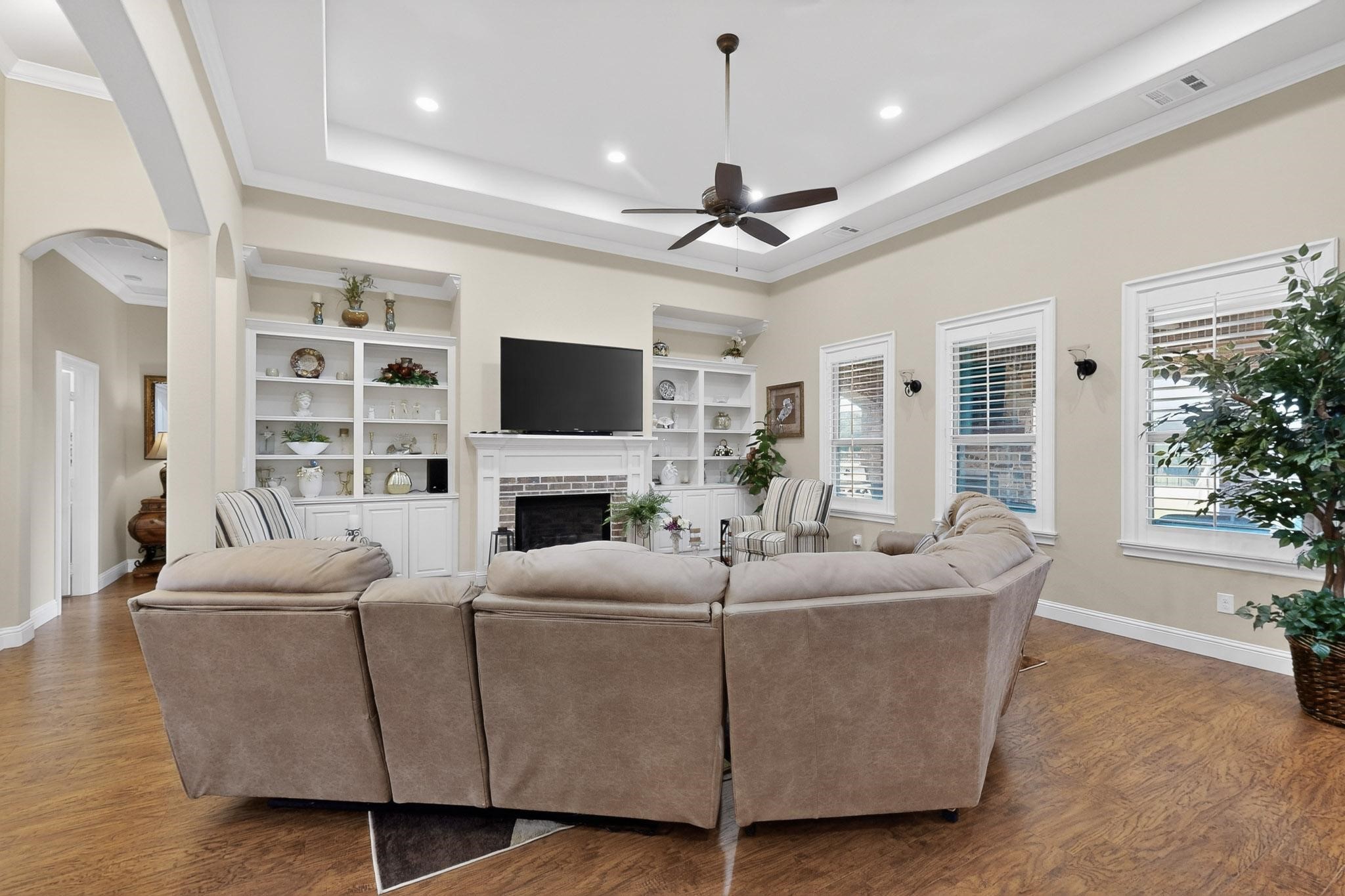 2416 Sweeping Meadows Lane, Cedar Hill, TX, 75104