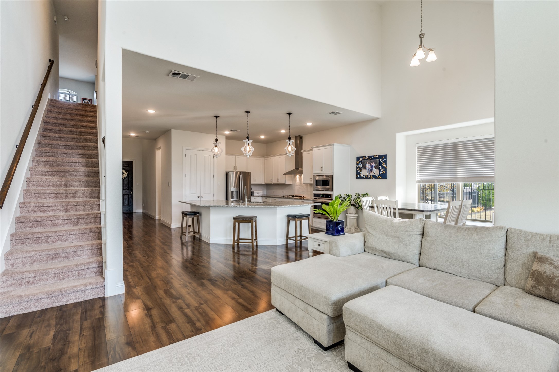 Property photo 03 of 3030 Calderdale Court, Prosper, TX 75078 | MLS #21121910
