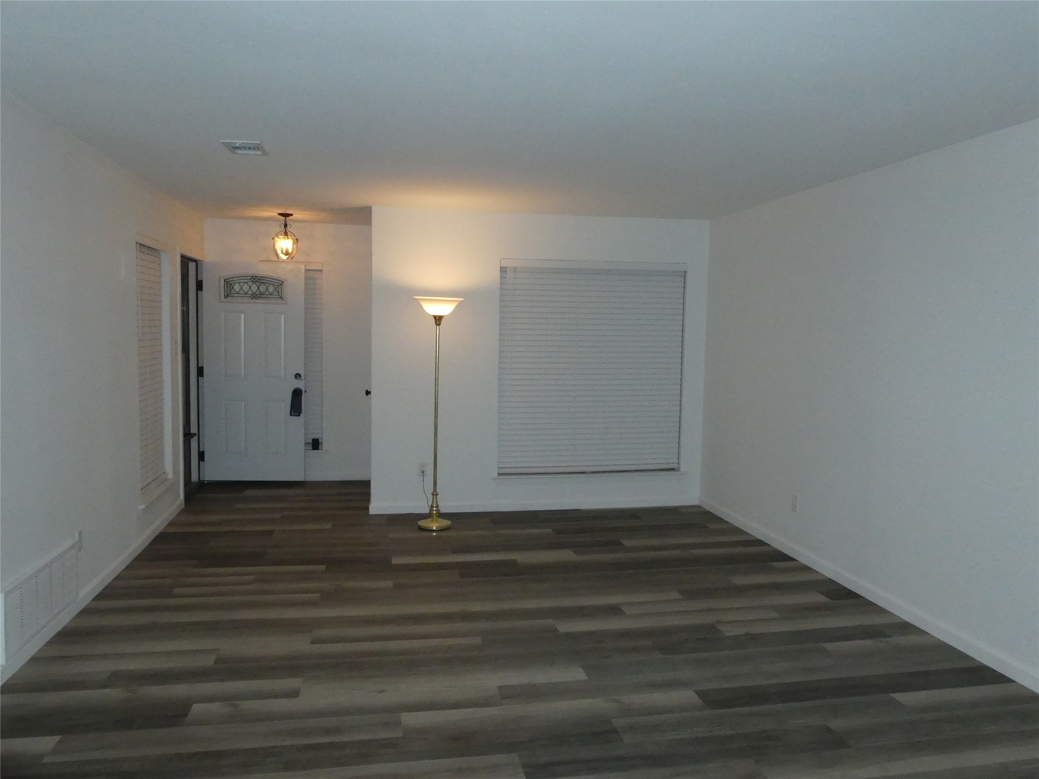 Property photo 03 of 1216 Runaway Bay Drive Runaway, Bay, TX 76426 | MLS #21122447