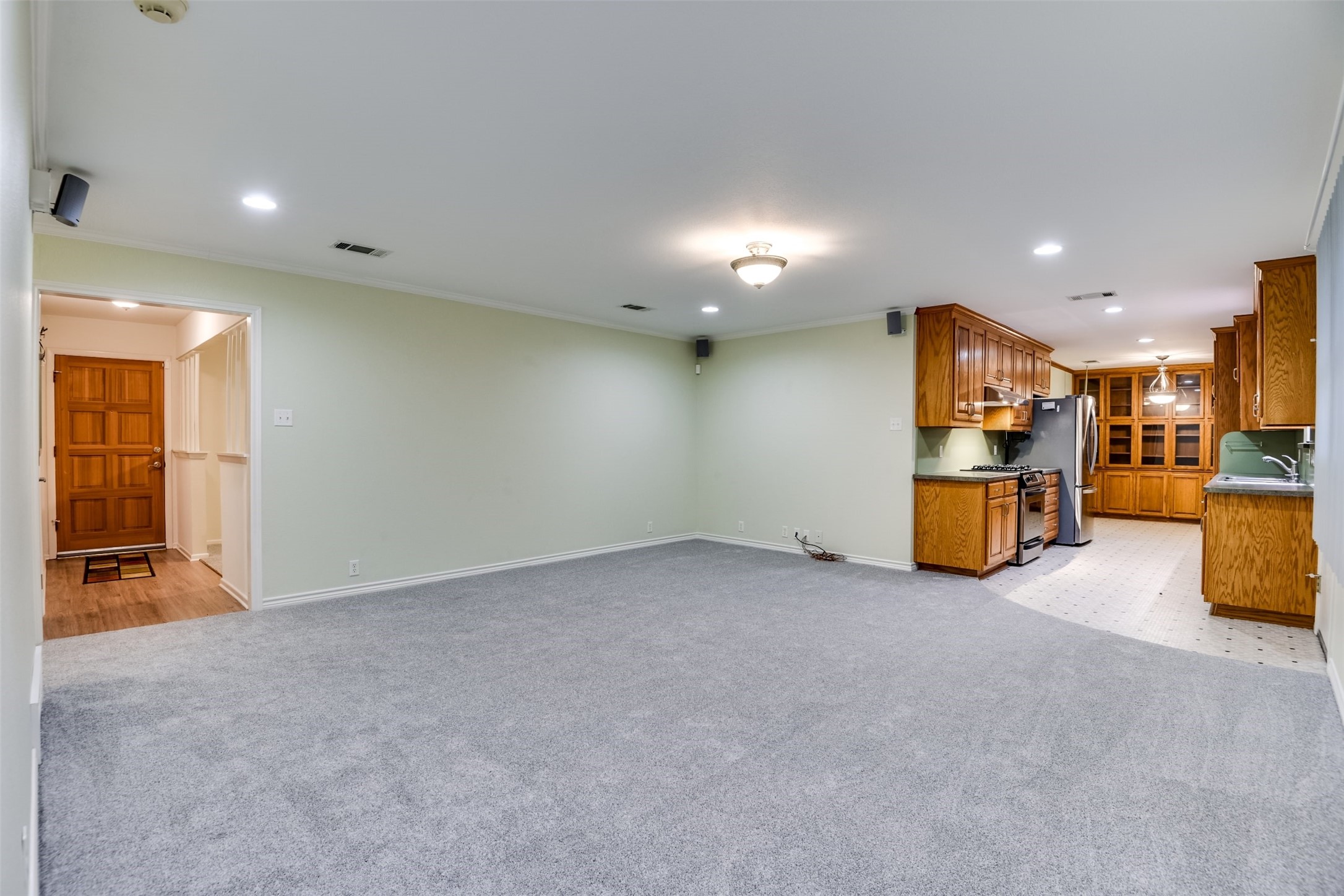 802 Cardinal Road, Mansfield, TX, 76063