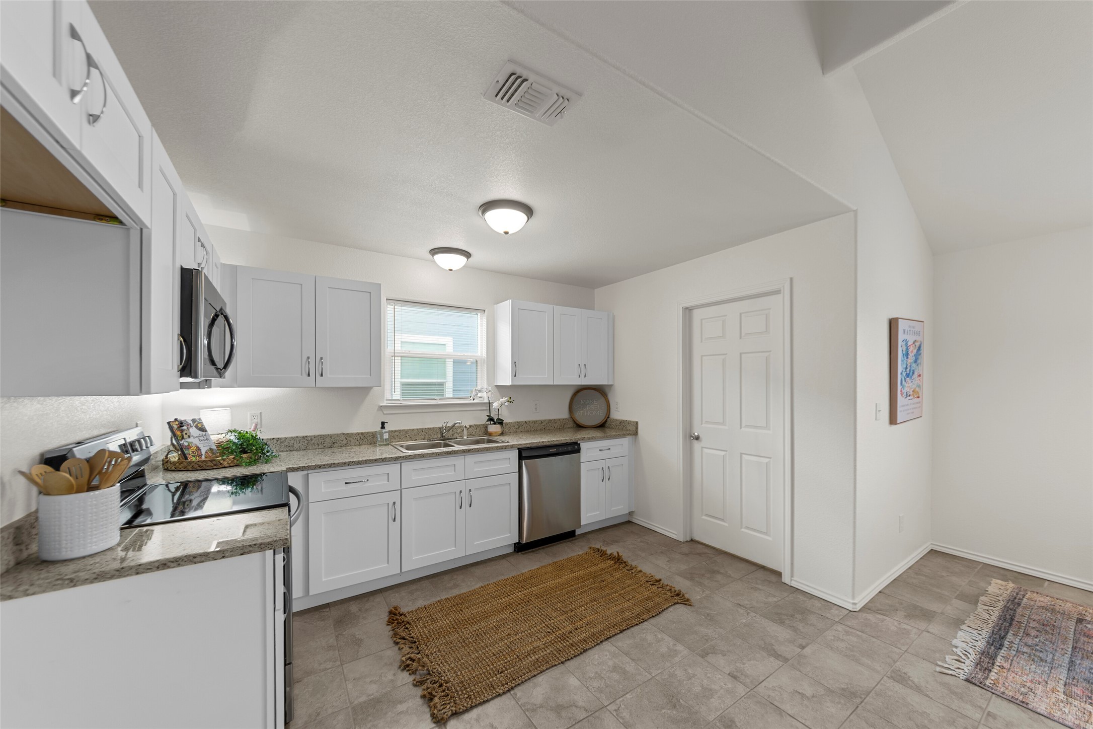 413 Whitney Court, Rio Vista, TX, 76093