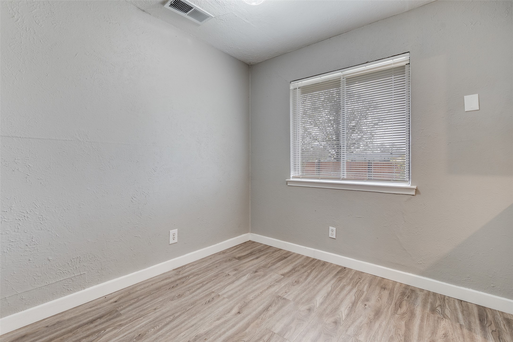3336 Pacesetter Drive, Dallas, TX, 75241