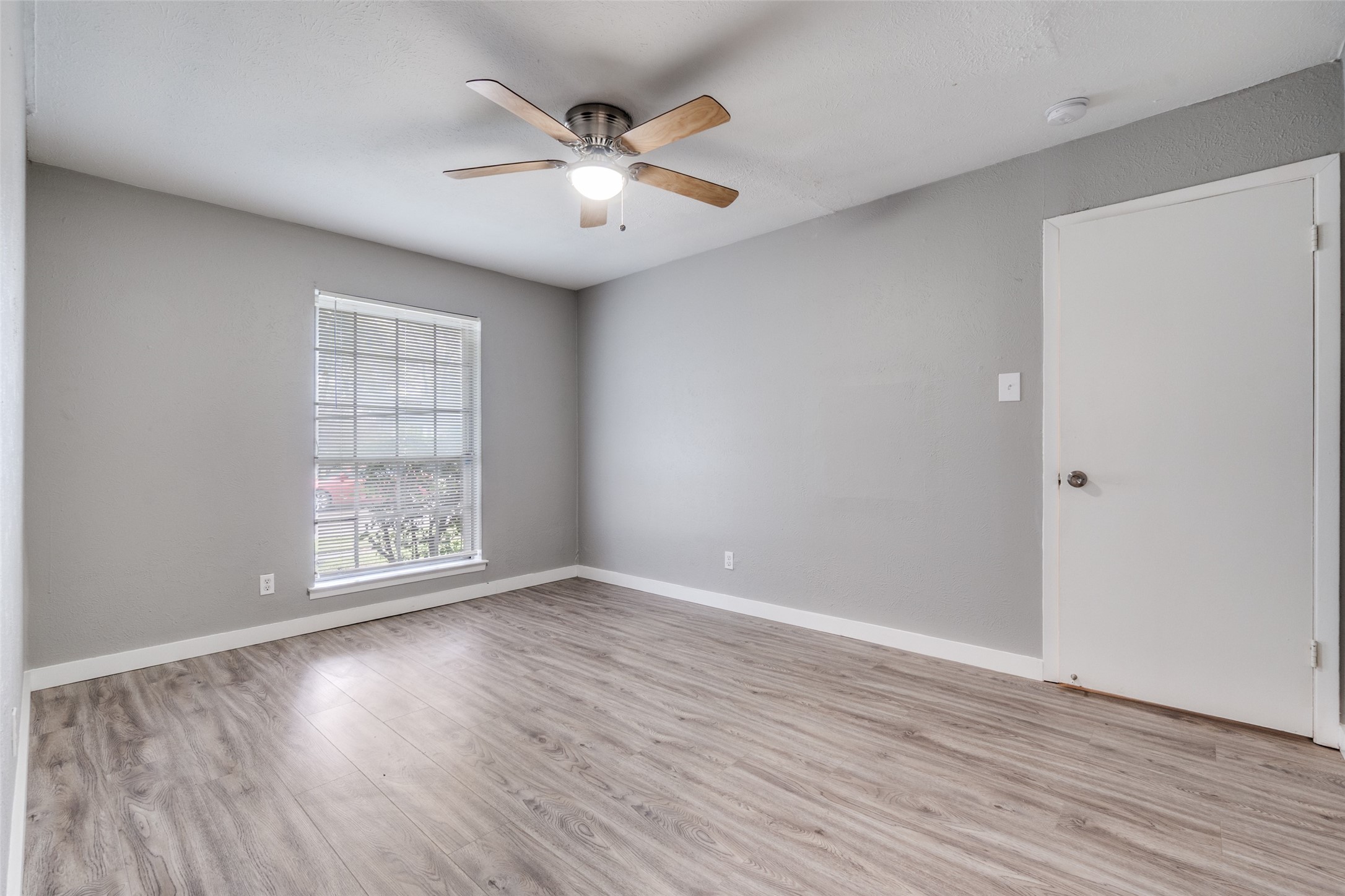 3336 Pacesetter Drive, Dallas, TX, 75241