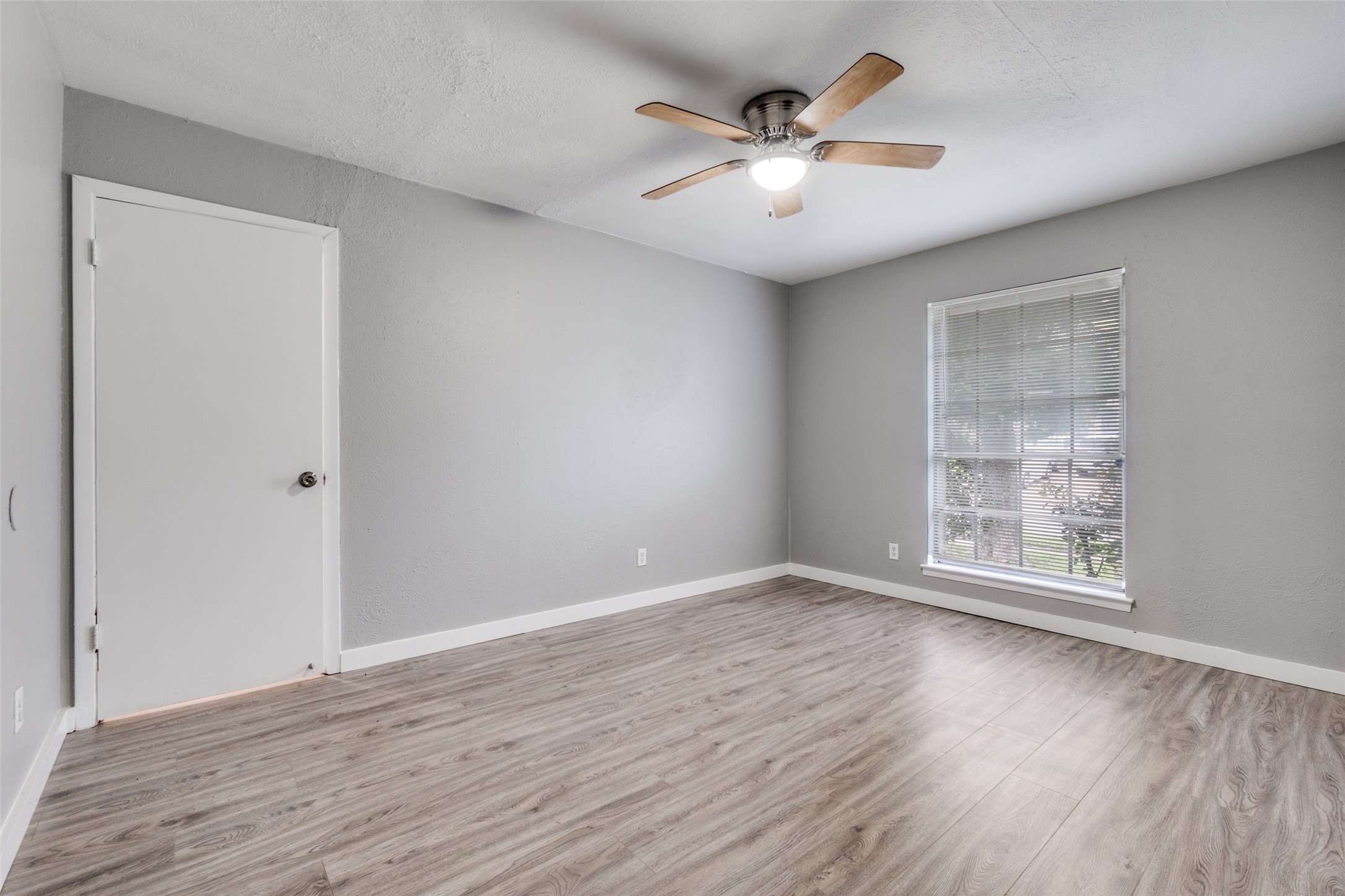 3336 Pacesetter Drive, Dallas, TX, 75241