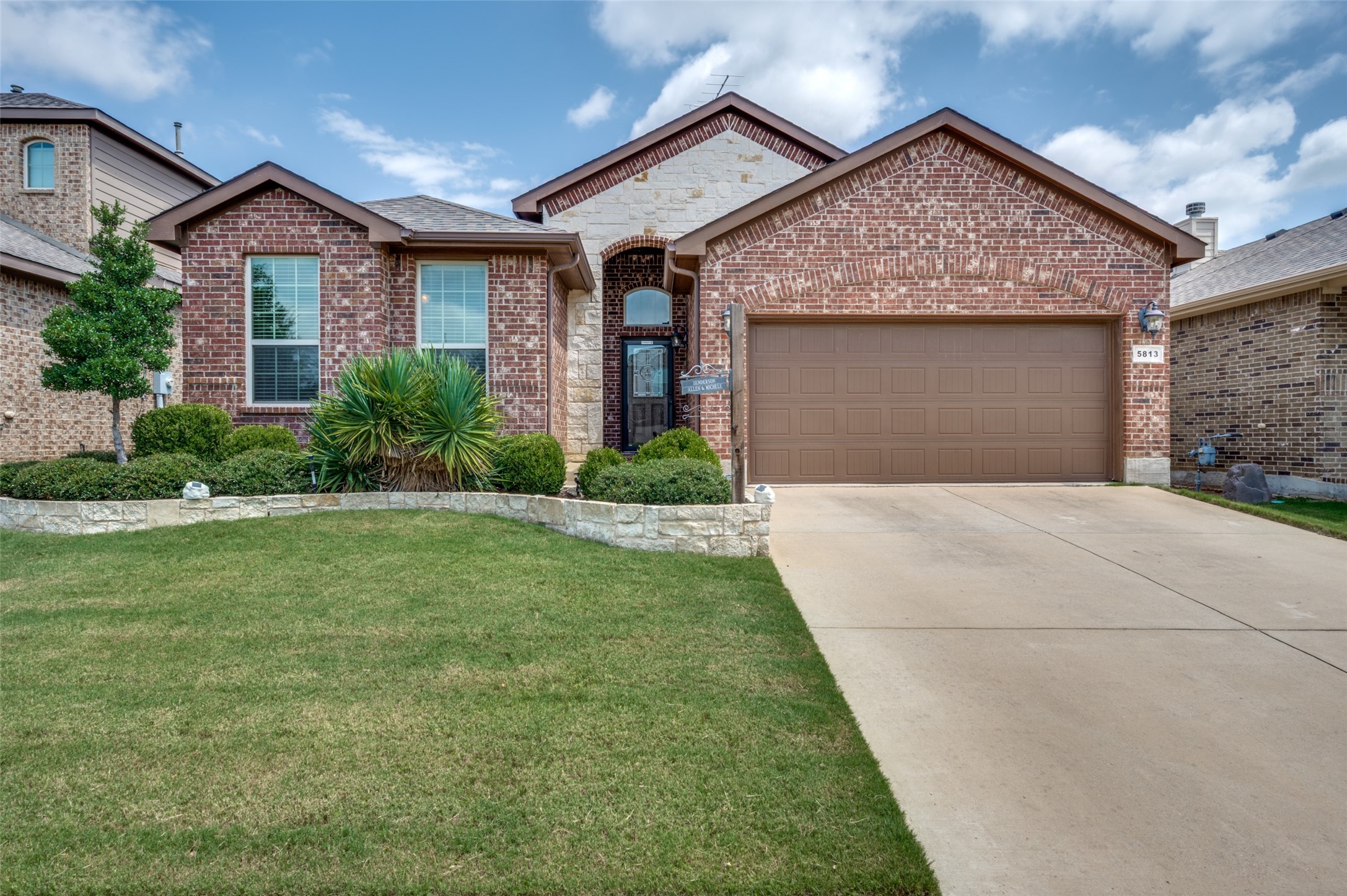 Property photo 01 of 5813 Longmont Drive, Denton, TX 76208 | MLS #21123606
