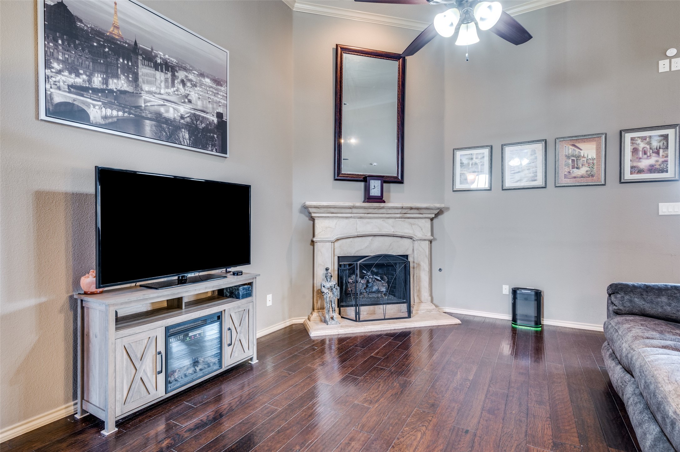 Property photo 04 of 5813 Longmont Drive, Denton, TX 76208 | MLS #21123606