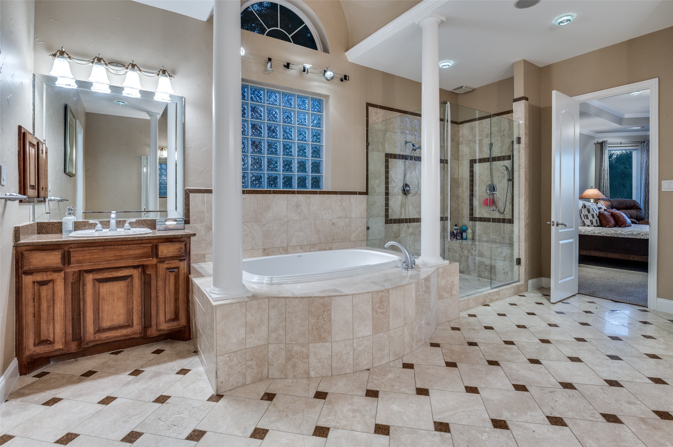 9253 Cape Royale Court, Fort Worth, TX, 76179