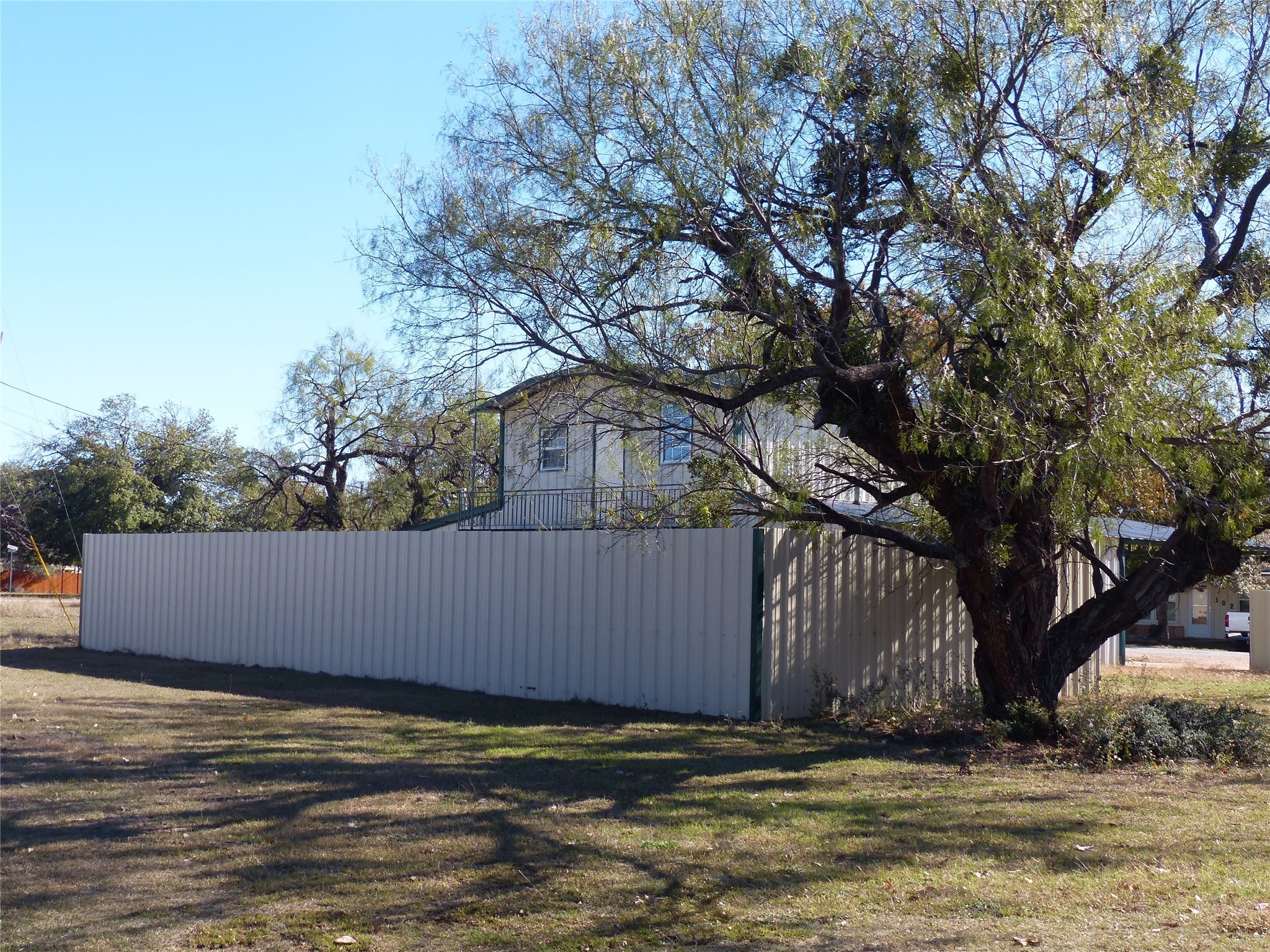 101 S Loop, Brady, TX, 76825