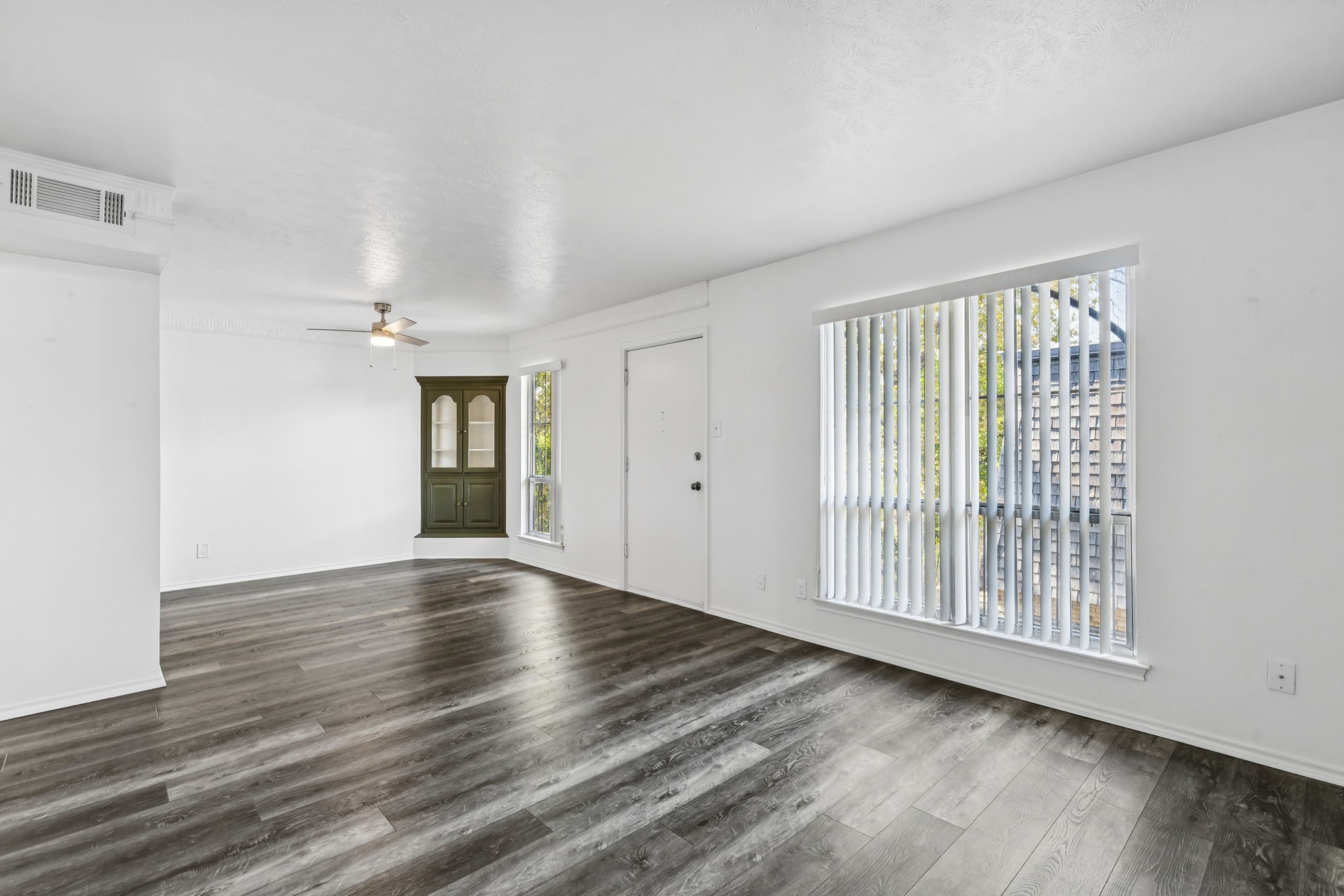 5014 Les Chateaux Drive UNIT&nbsp;230, Dallas, TX, 75235