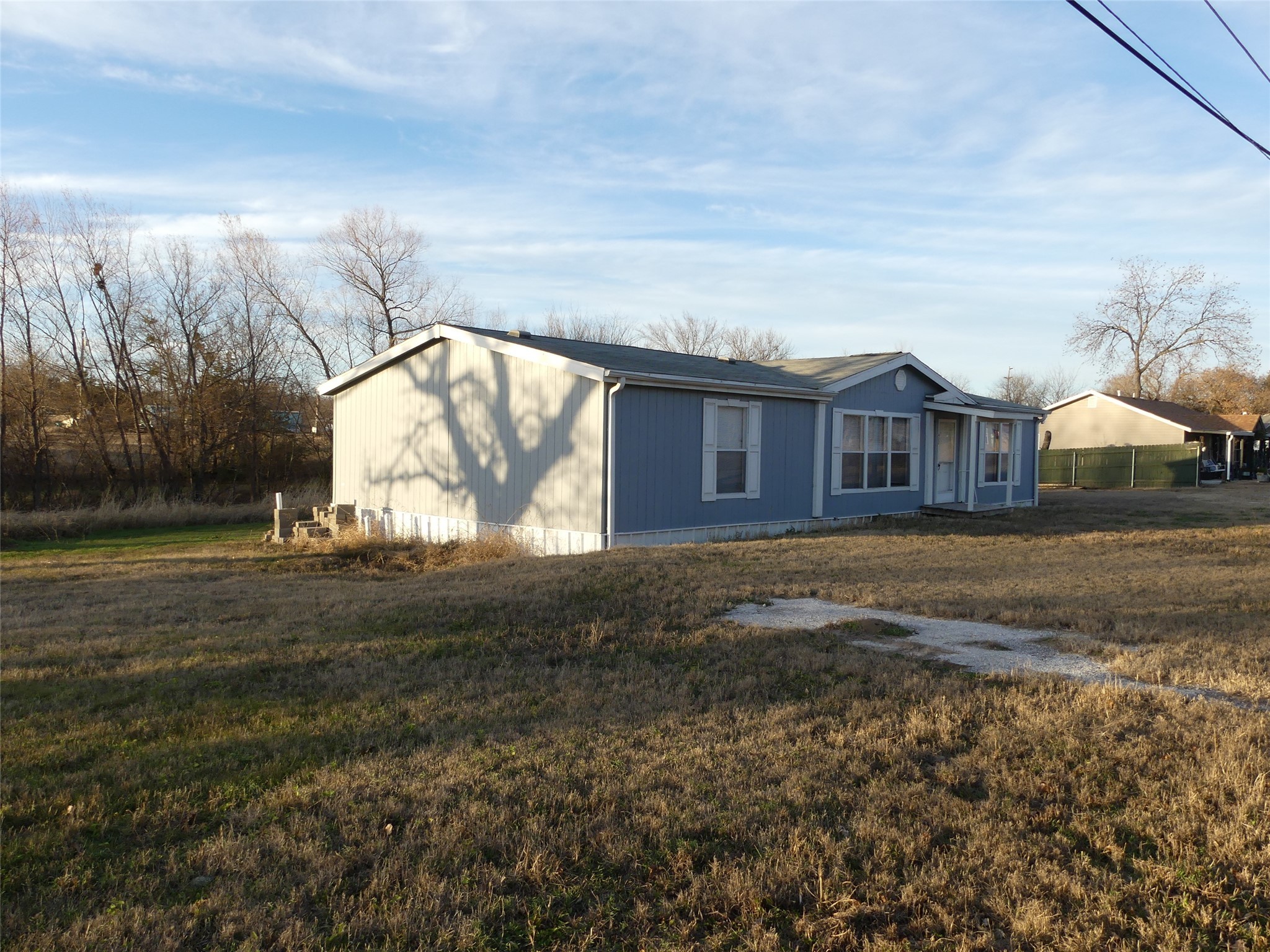 422 Hutchinson Street, Bowie, TX, 76230