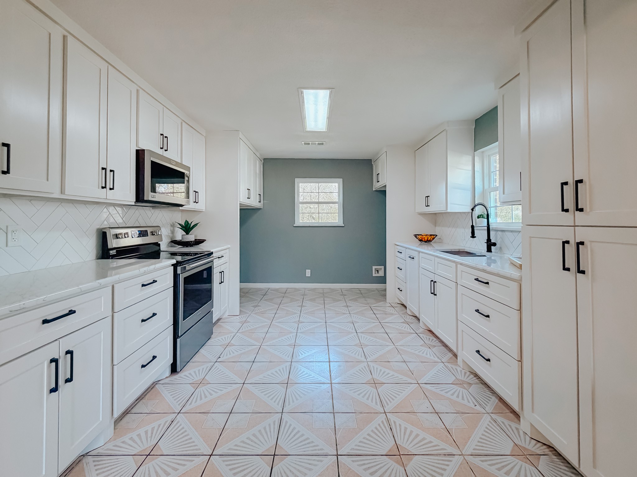 812 W 11th Avenue, Corsicana, TX, 75110