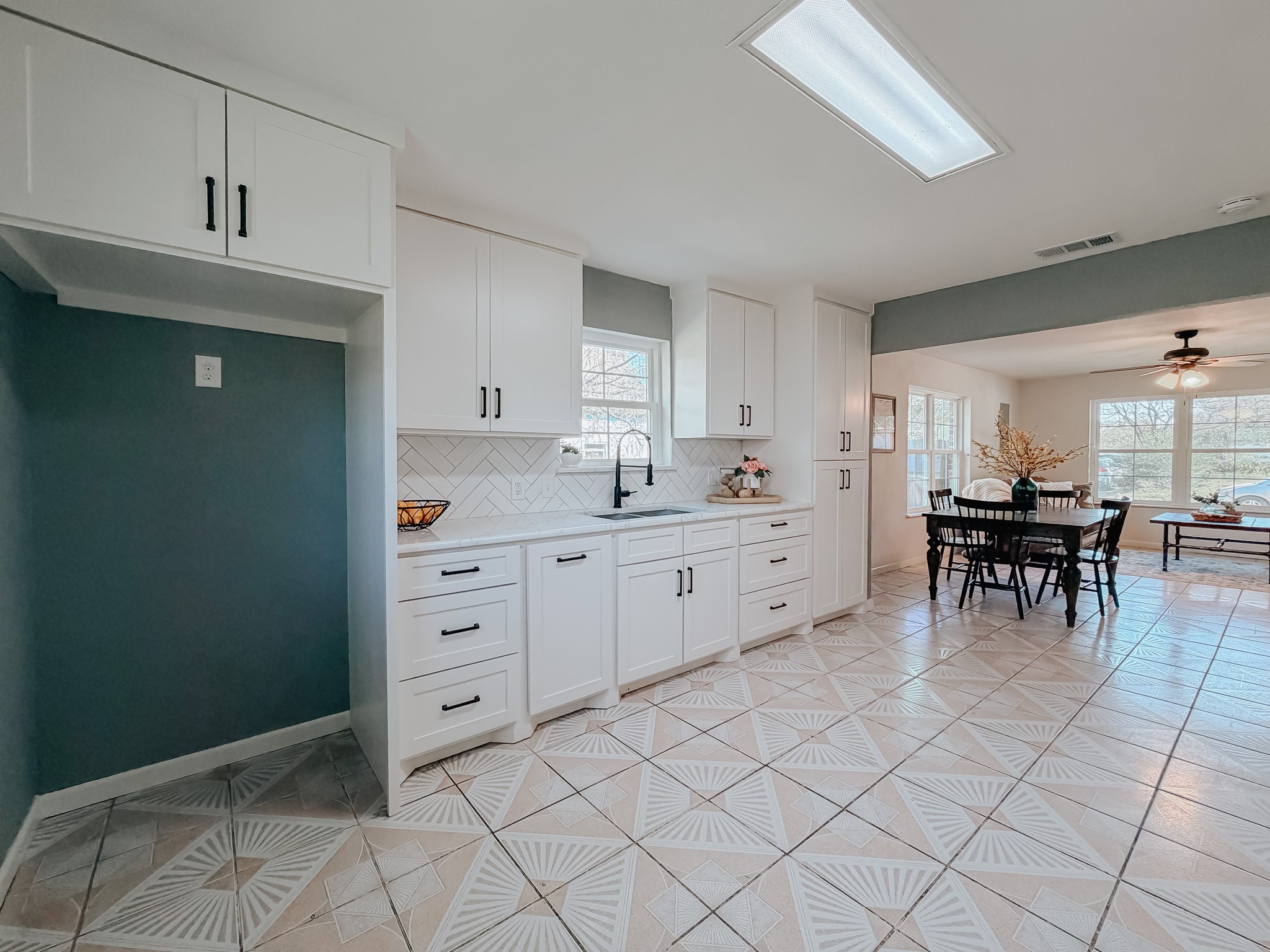 812 W 11th Avenue, Corsicana, TX, 75110