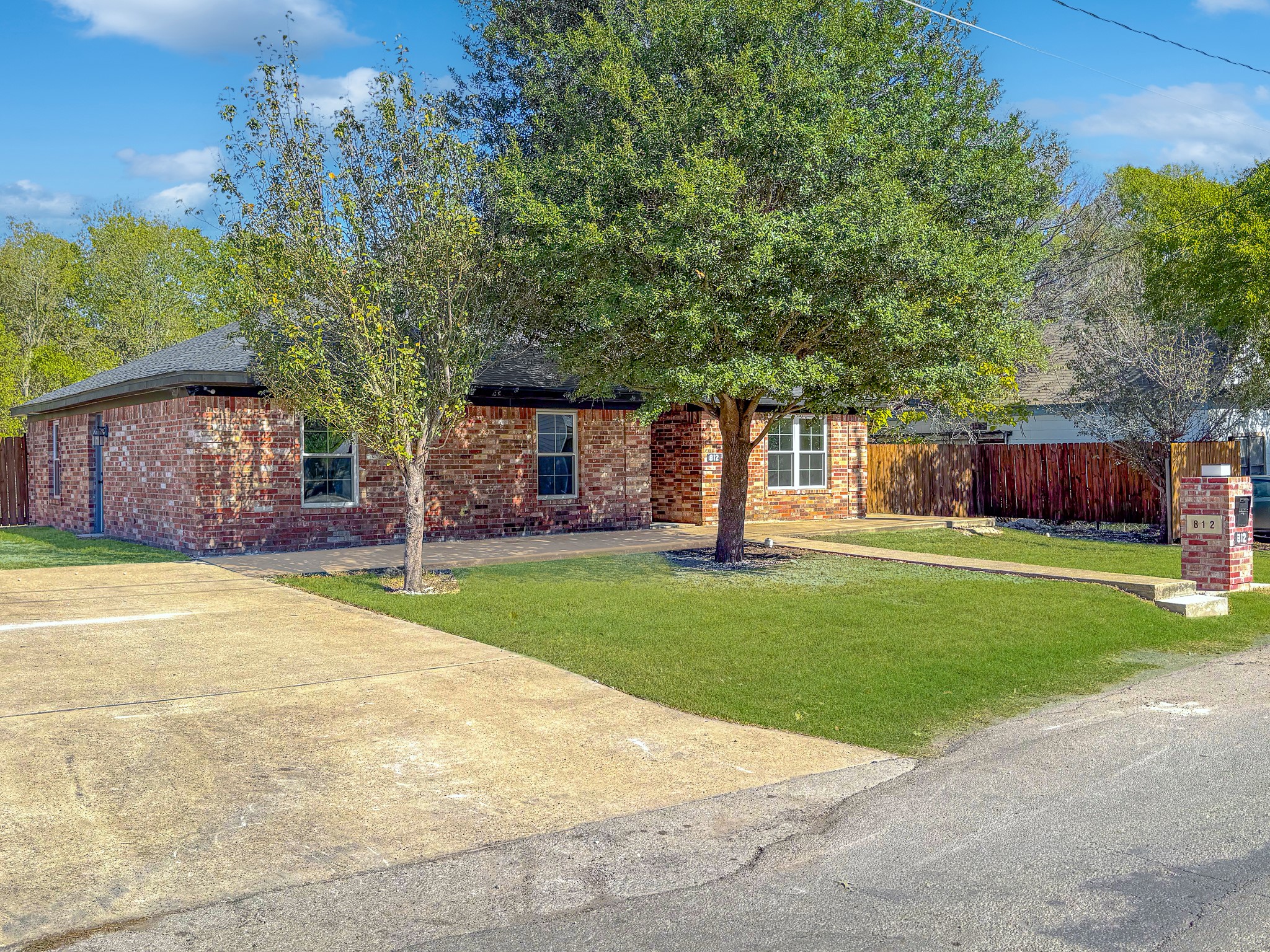 812 W 11th Avenue, Corsicana, TX, 75110