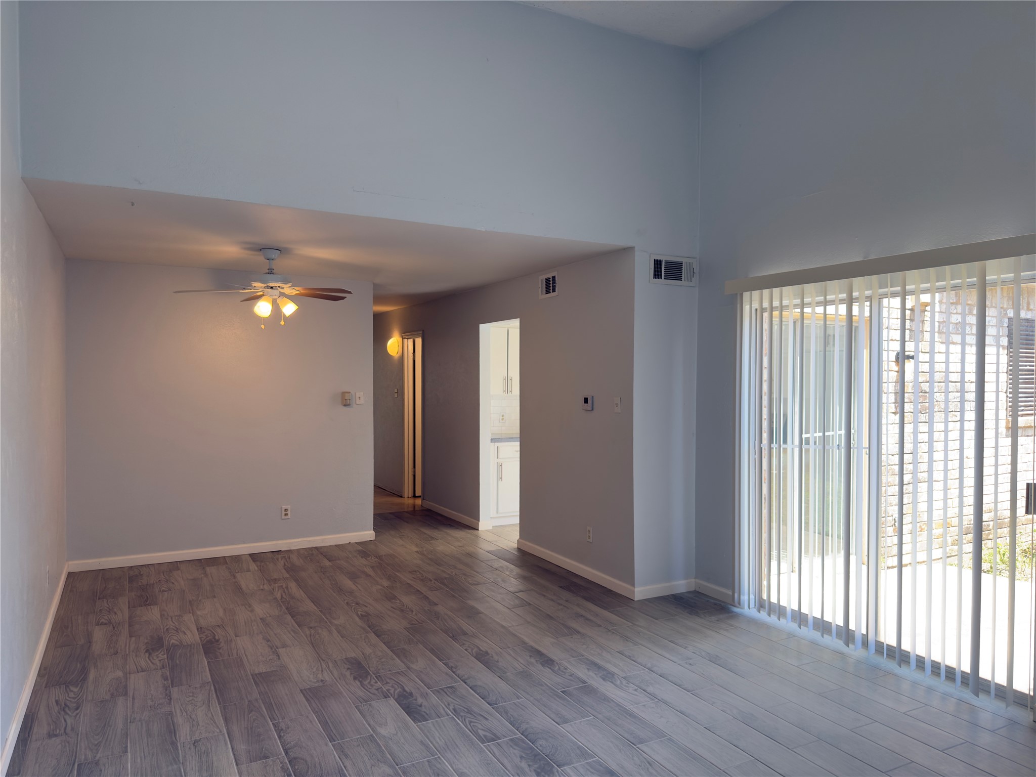 Property photo 01 of 145 Trellis Place, Richardson, TX 75081 | MLS #21126578