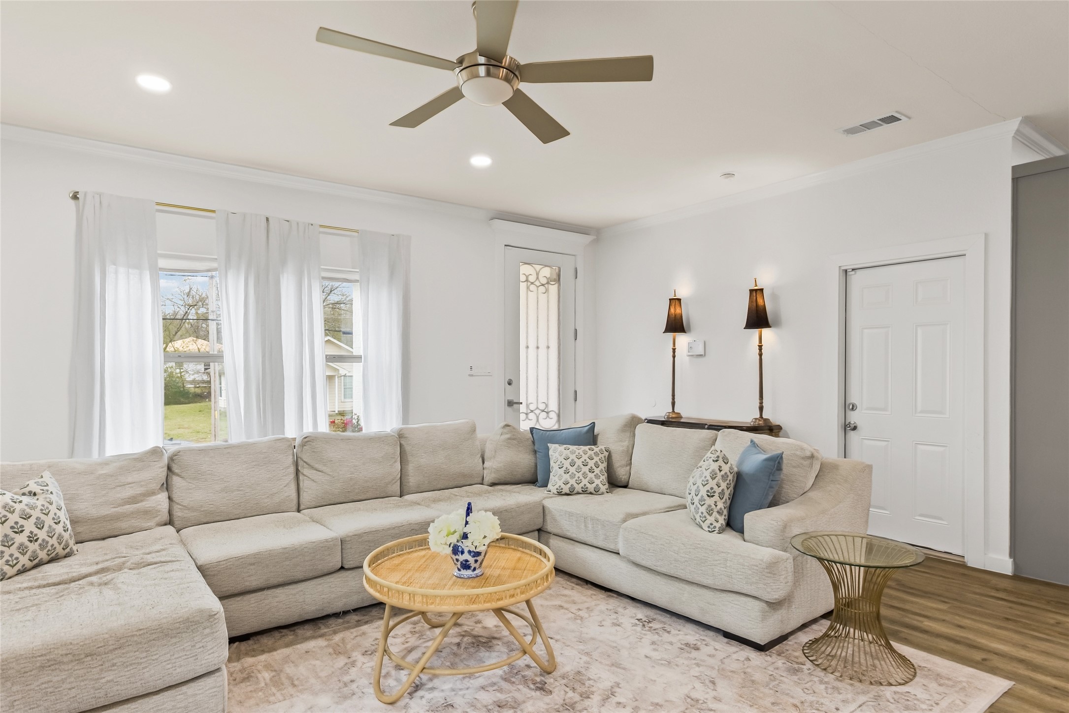 Property photo 03 of 1326 Hemphill Street, Greenville, TX 75401 | MLS #21126781