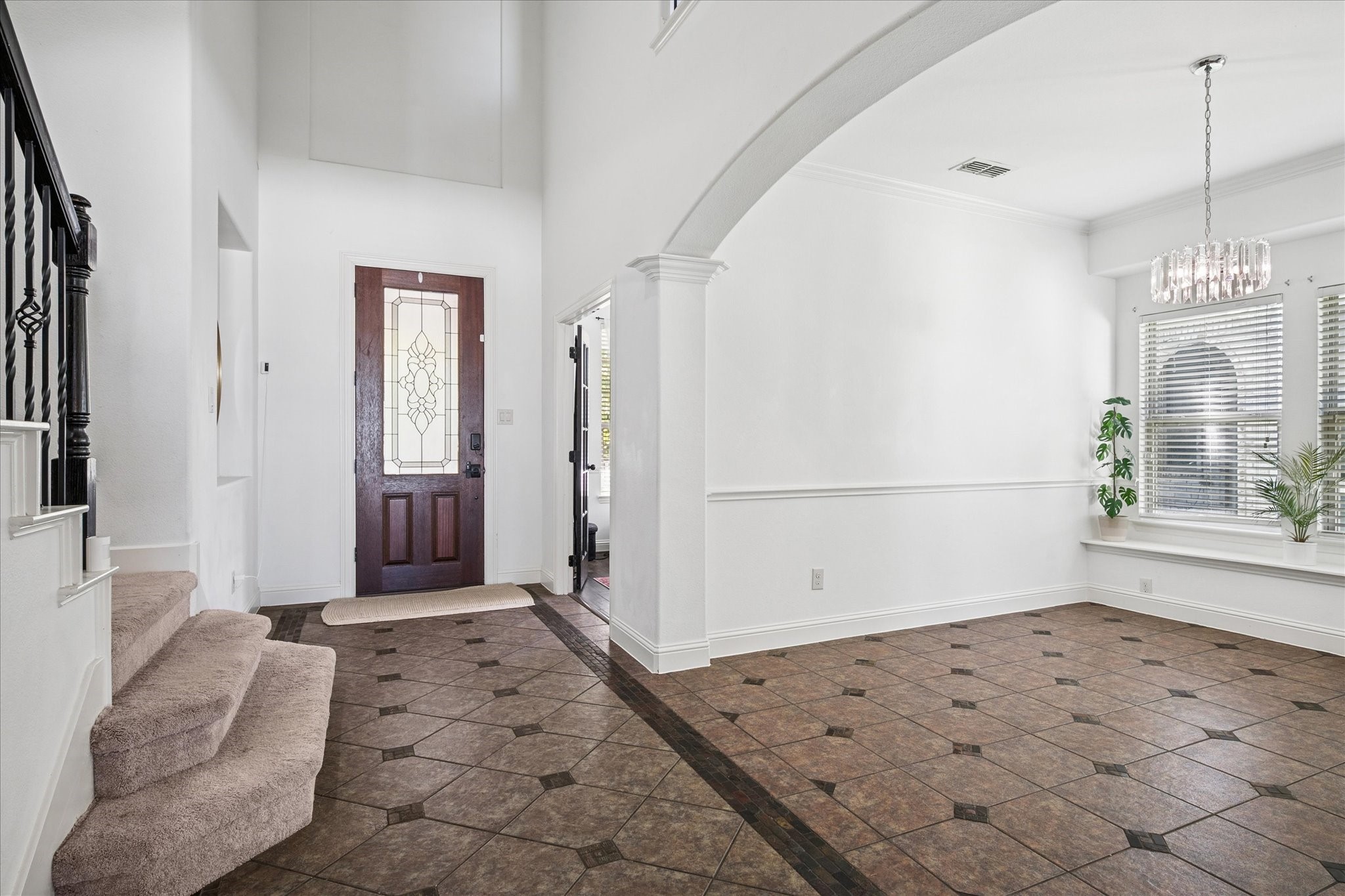 Property photo 03 of 1131 Charleston Lane, Savannah, TX 76227 | MLS #21127188