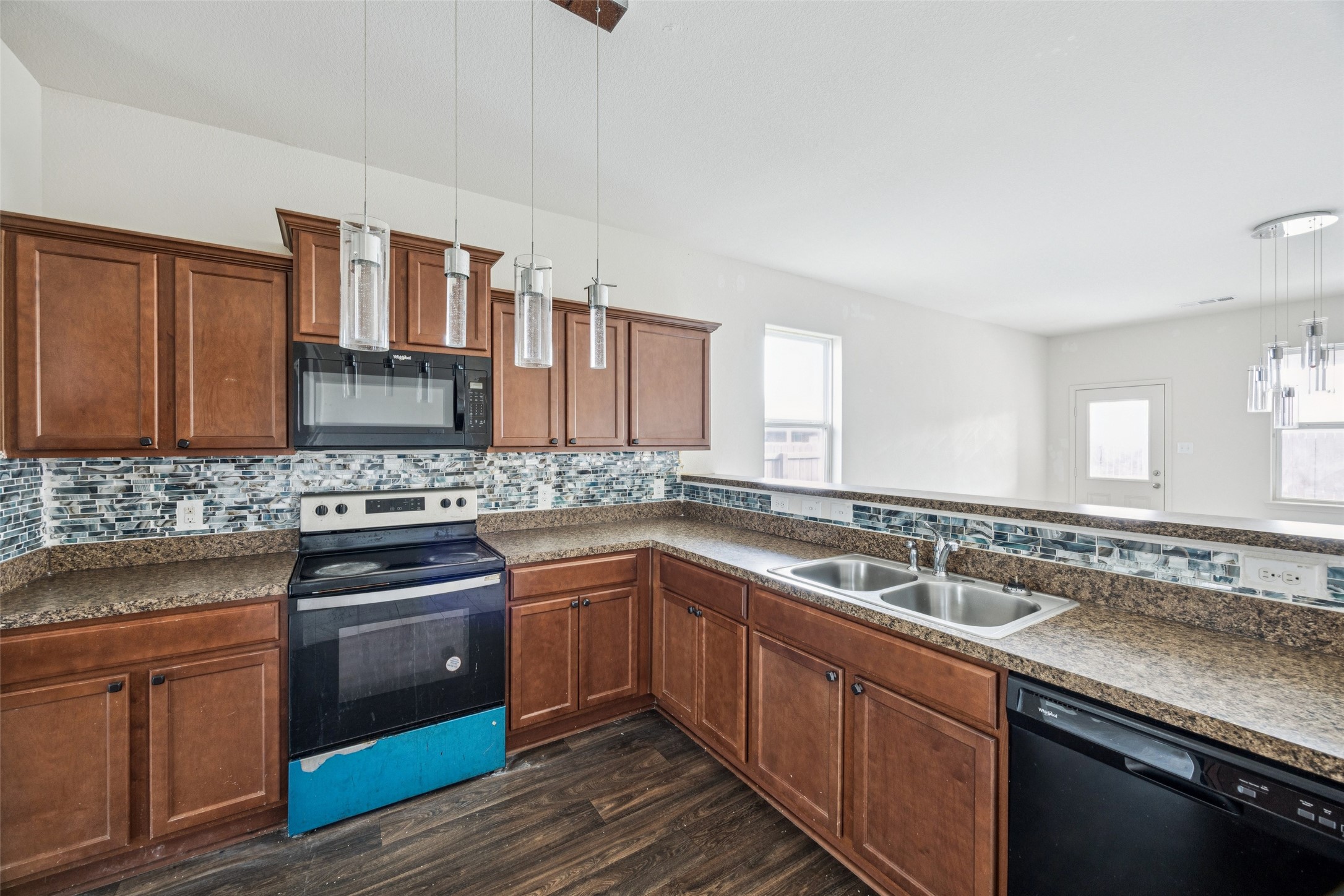 1020 Walnut Ridge Drive, Hutchins, TX, 75141
