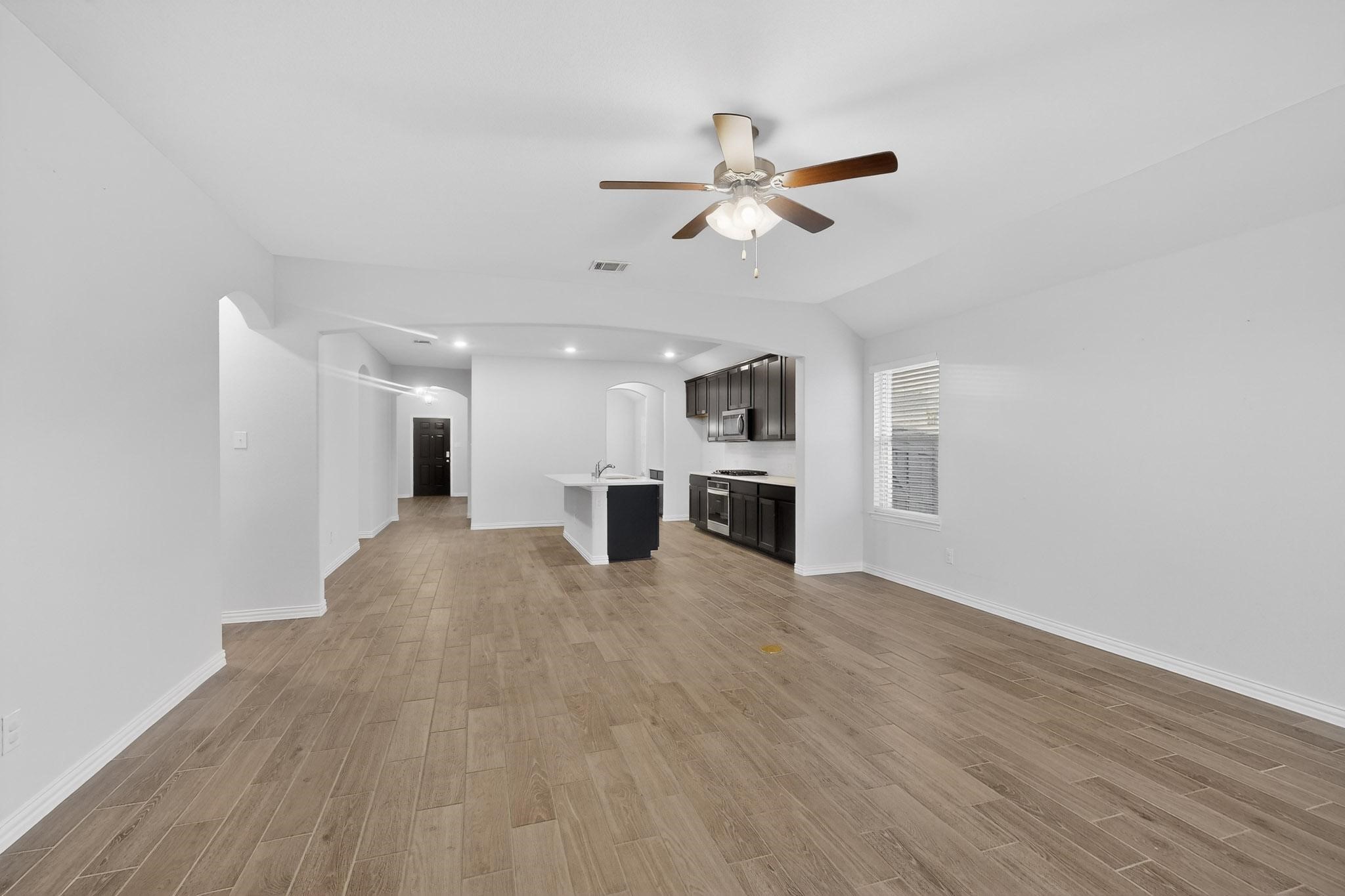 7346 Red Twig Trail, Venus, TX, 76084