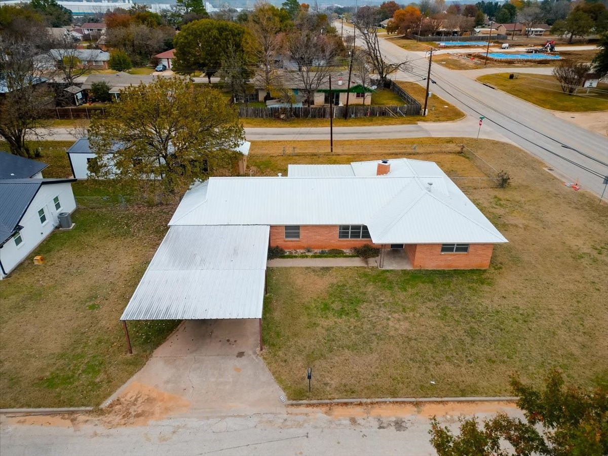 Property photo 01 of 2507 SE 13th Street Mineral, Wells, TX 76067 | MLS #21128761