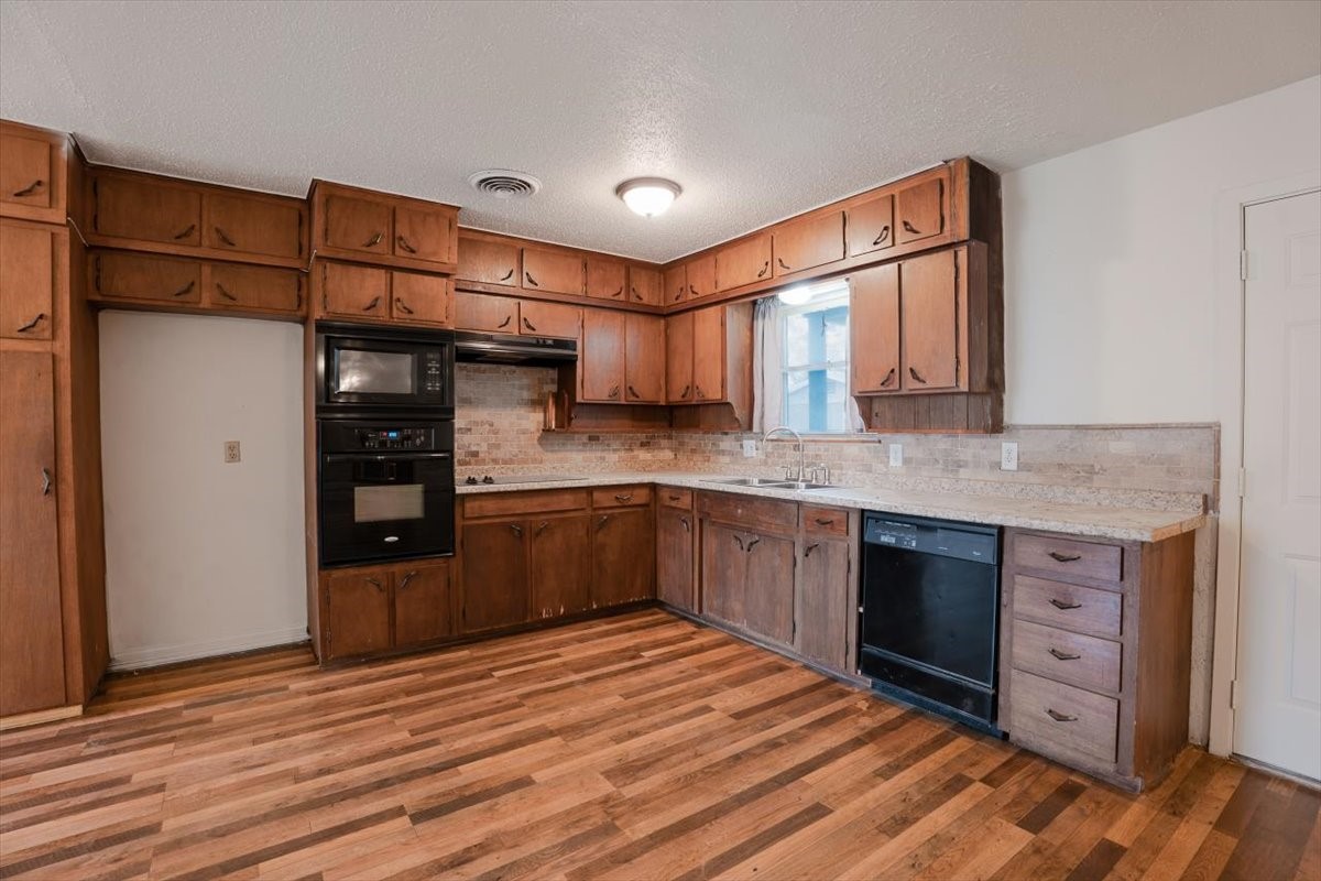 2507 SE 13th Street, Mineral Wells, TX, 76067