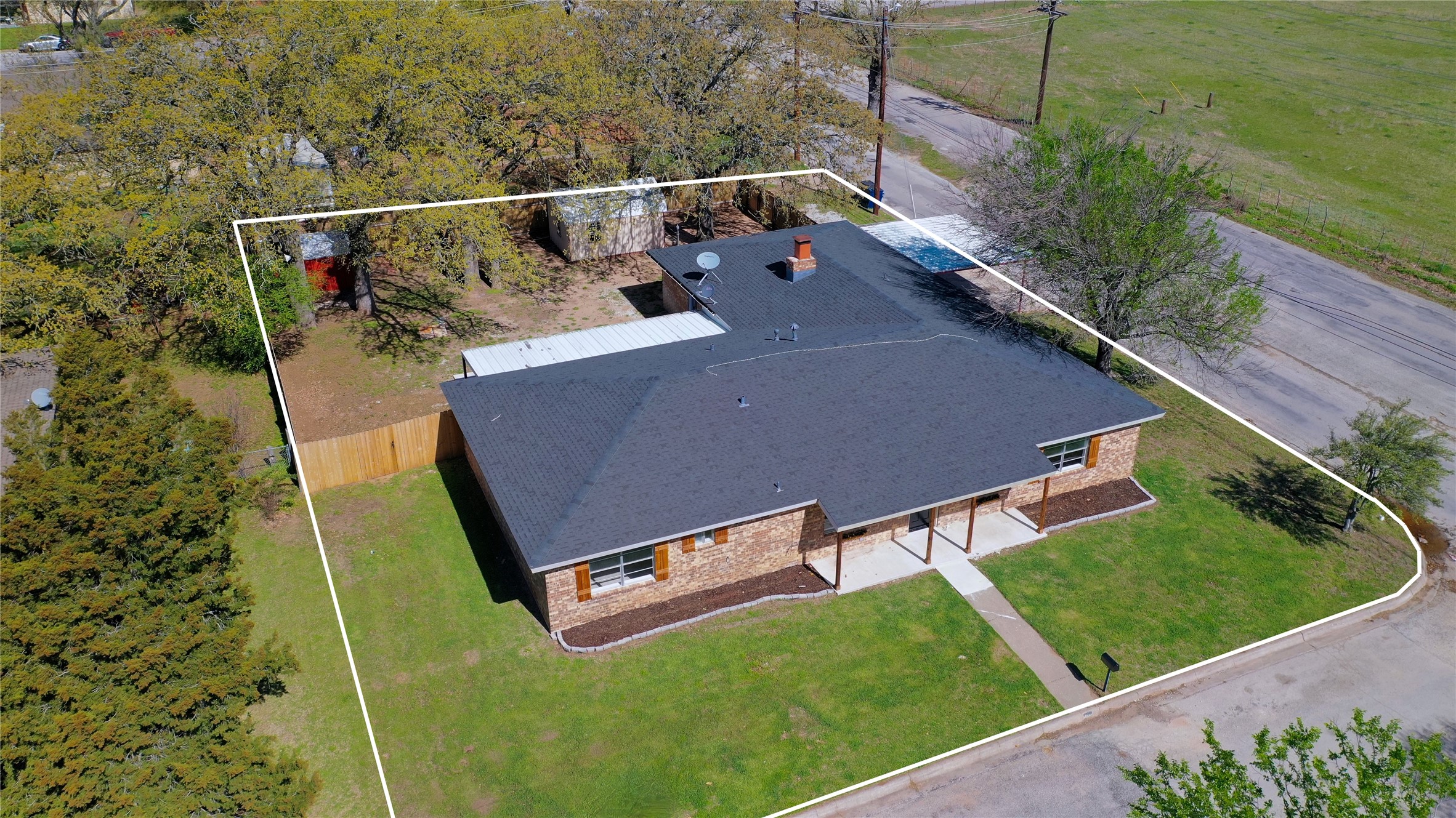 1210 Miller Street, Bowie, TX, 76230