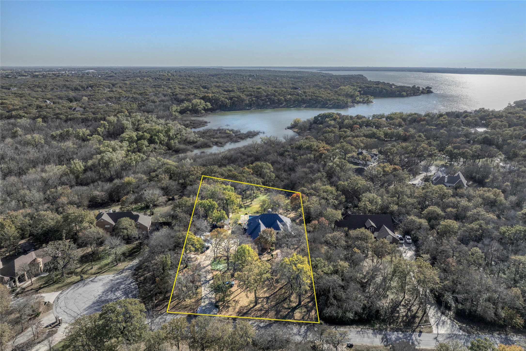 1071 E Oak Shores Drive, Cross Roads, TX, 76227
