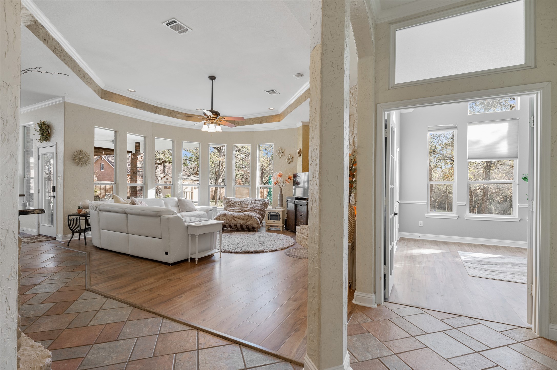 1071 E Oak Shores Drive, Cross Roads, TX, 76227