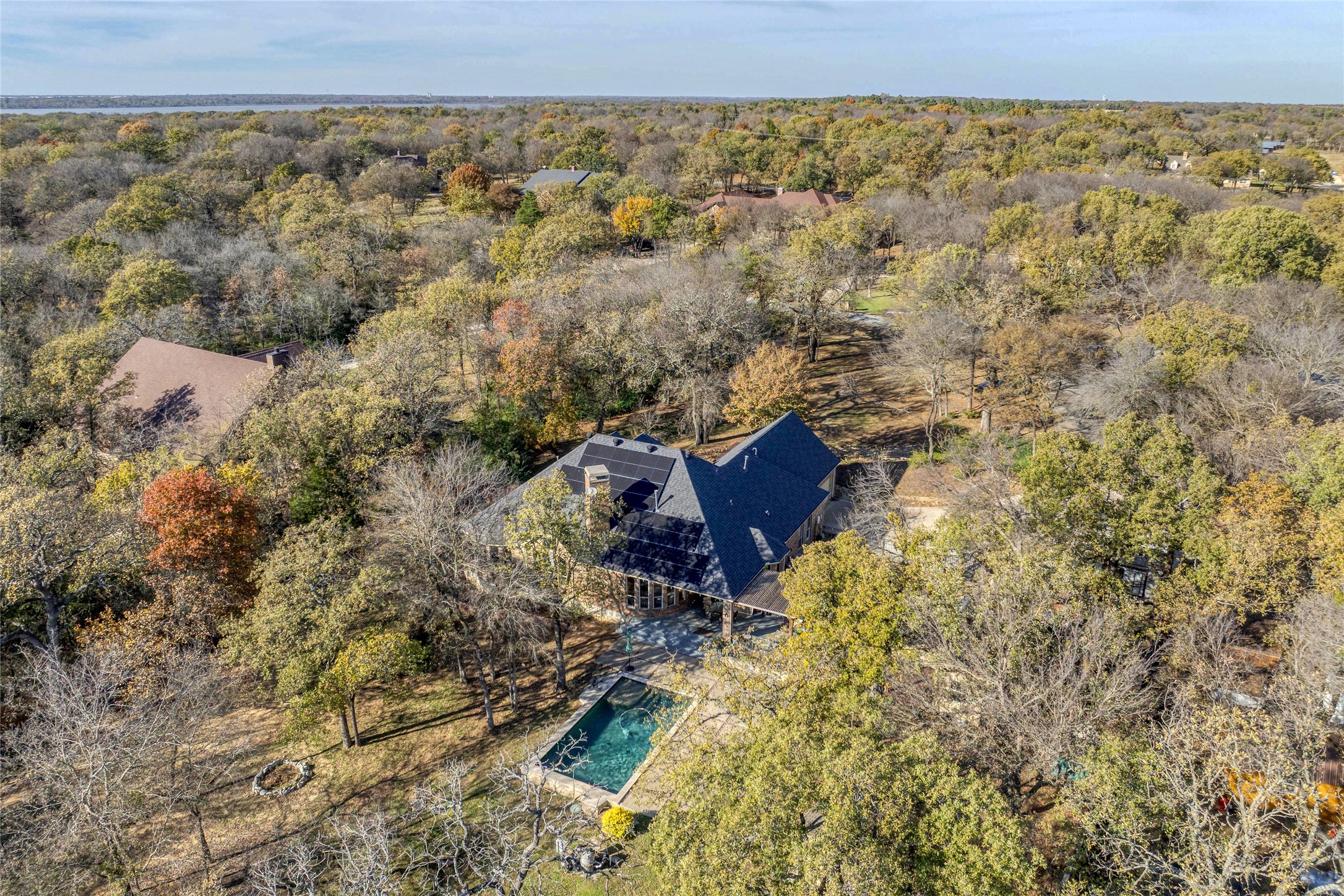 1071 E Oak Shores Drive, Cross Roads, TX, 76227