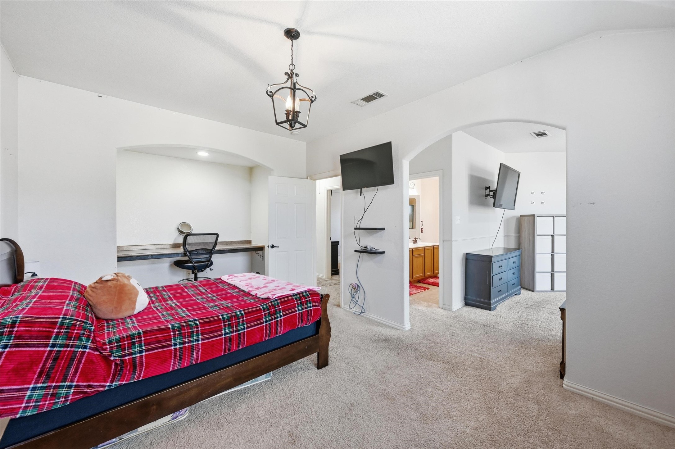 2319 Goshawk Street, Grand Prairie, TX, 75052