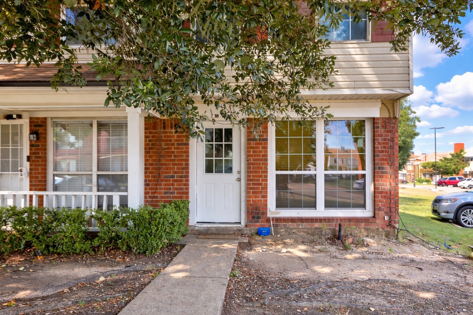 Property photo 02 of 10500 Lake June Road UNIT D08, Dallas, TX 75217 | MLS #21130650