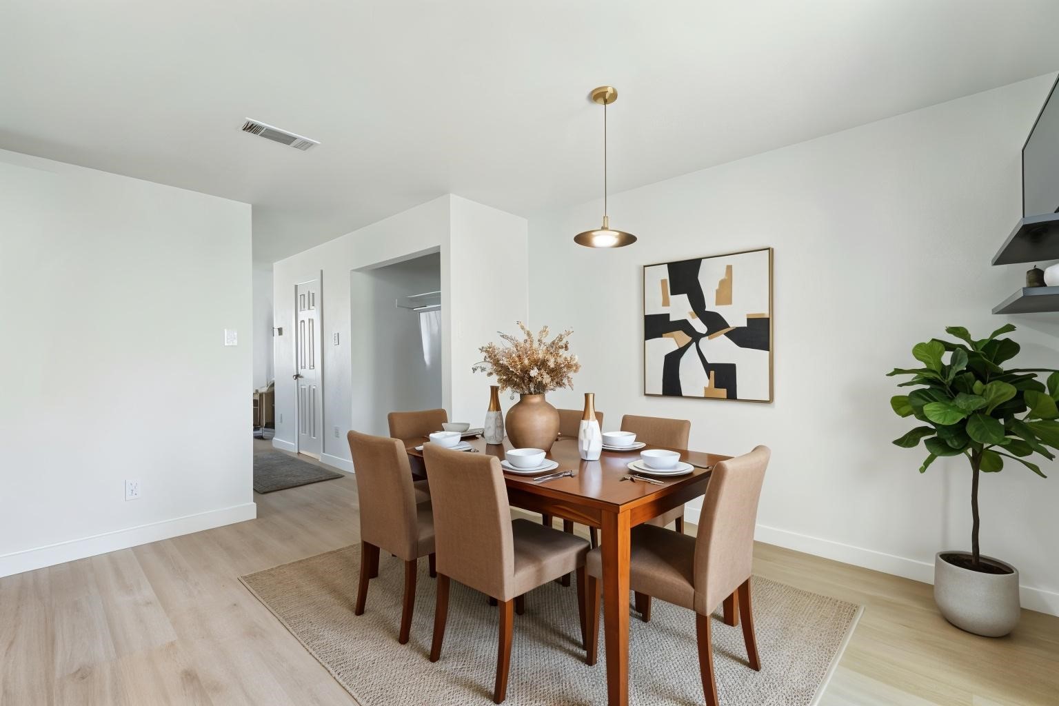 Property photo 03 of 10500 Lake June Road UNIT D08, Dallas, TX 75217 | MLS #21130650