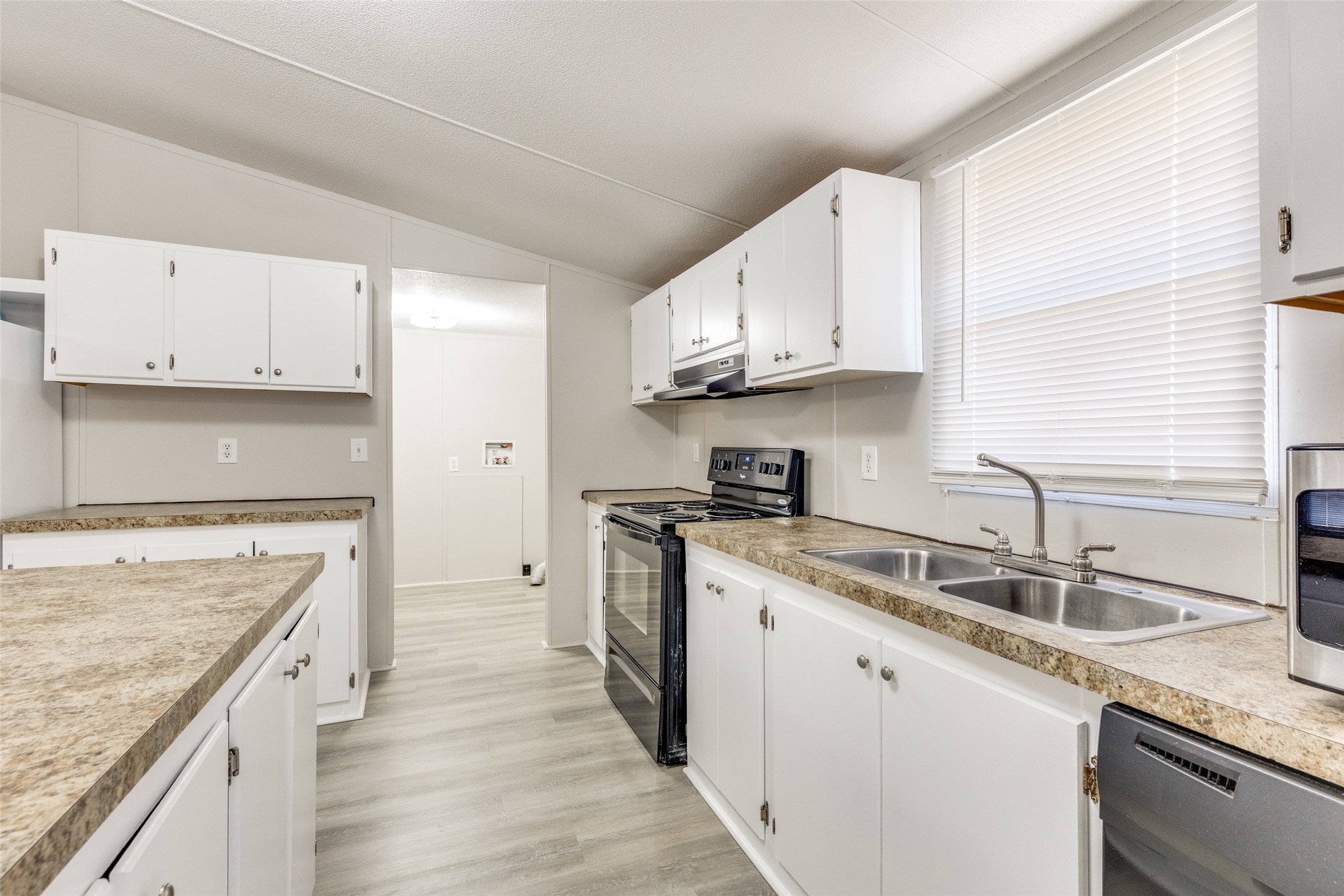 445 Arvel Circle, Reno, TX, 76020
