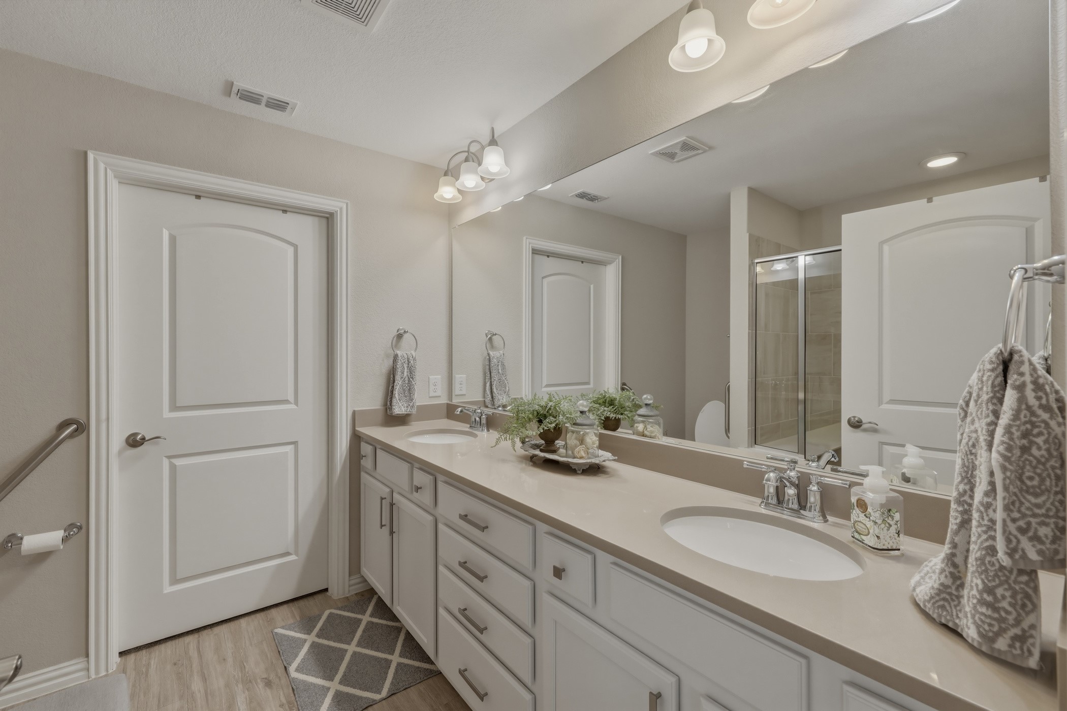 917 Rough Hollow Drive, Mckinney, TX, 75071