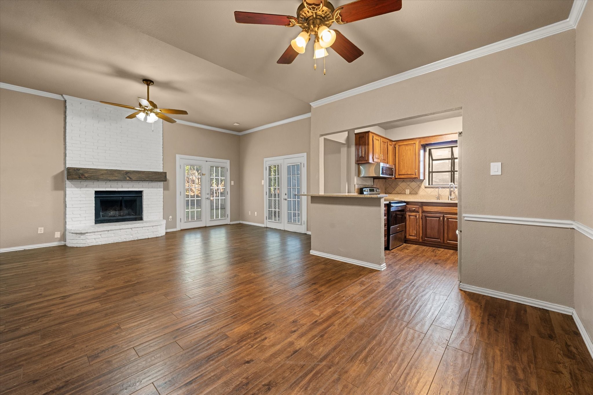 2312 Perkins Road, Arlington, TX, 76016