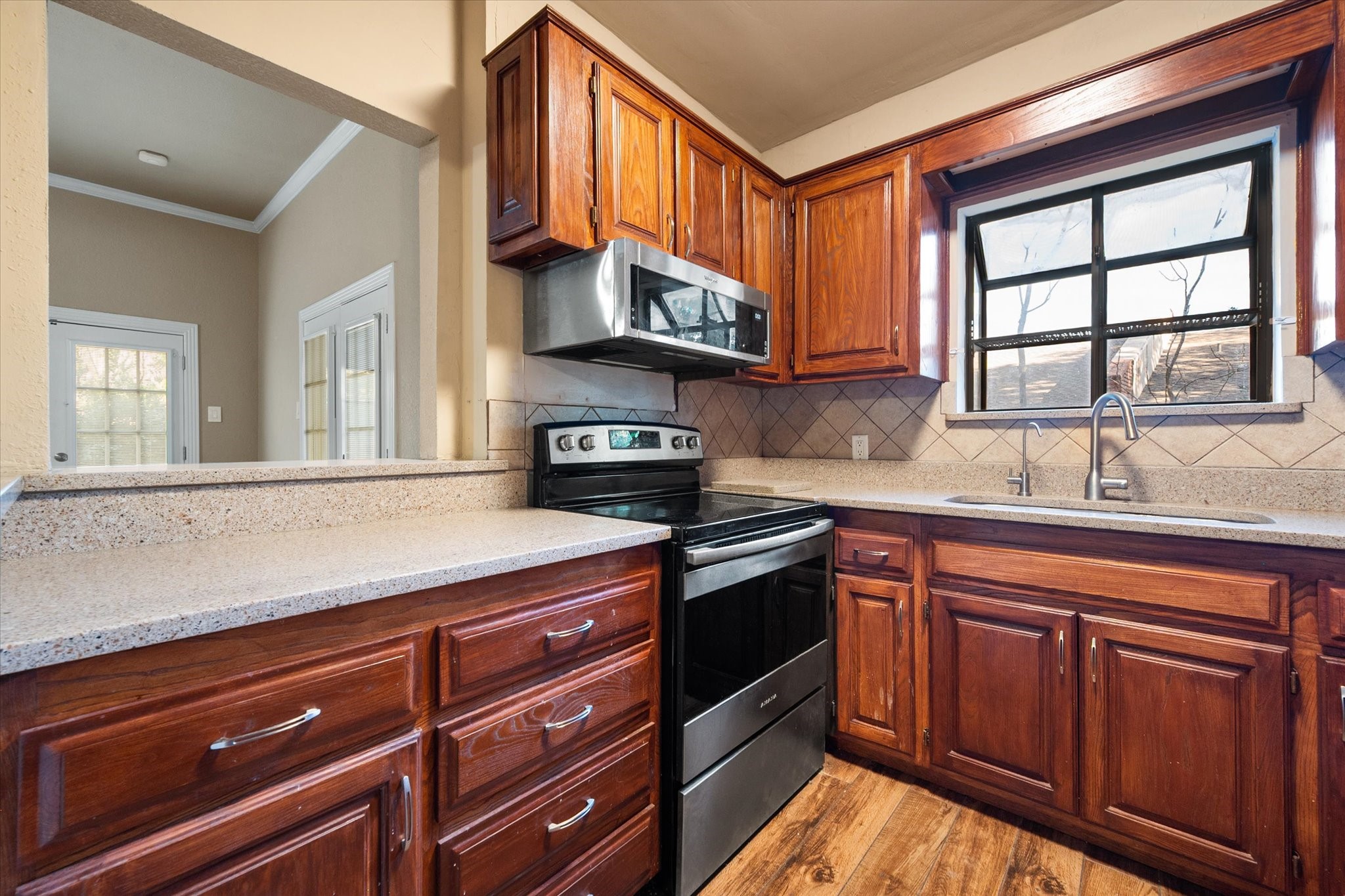 2312 Perkins Road, Arlington, TX, 76016