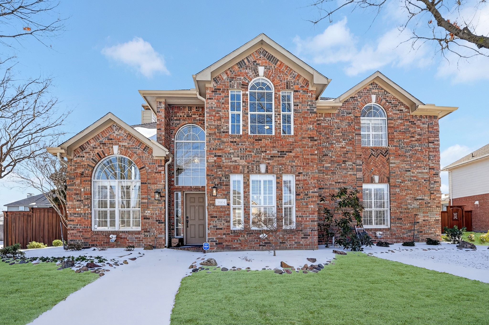 Property photo 01 of 3004 Kimble Drive, Plano, TX 75025 | MLS #21133602