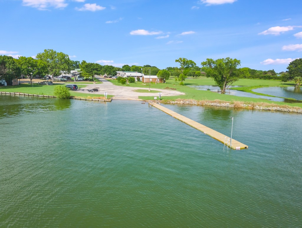 1045 Pelican Isle Drive, Kerens, TX, 75144