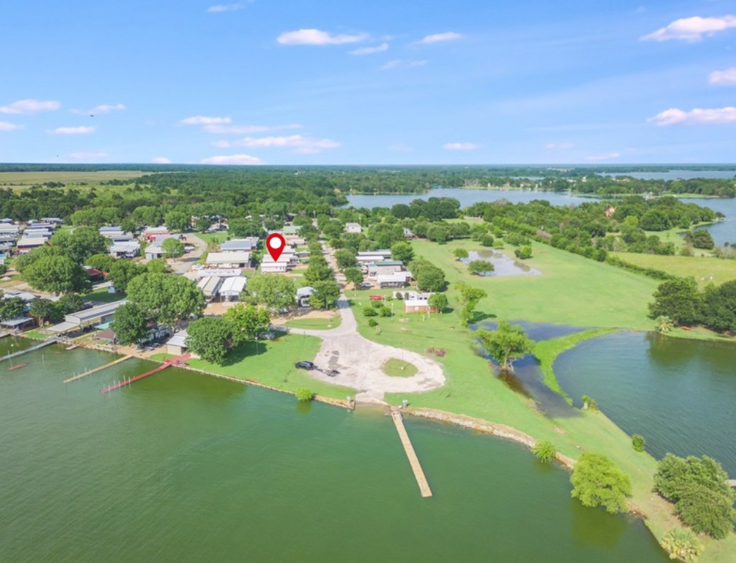 1045 Pelican Isle Drive, Kerens, TX, 75144
