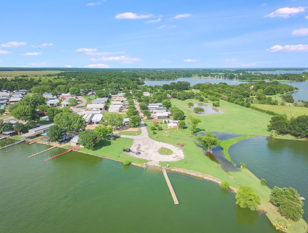 1045 Pelican Isle Drive, Kerens, TX, 75144