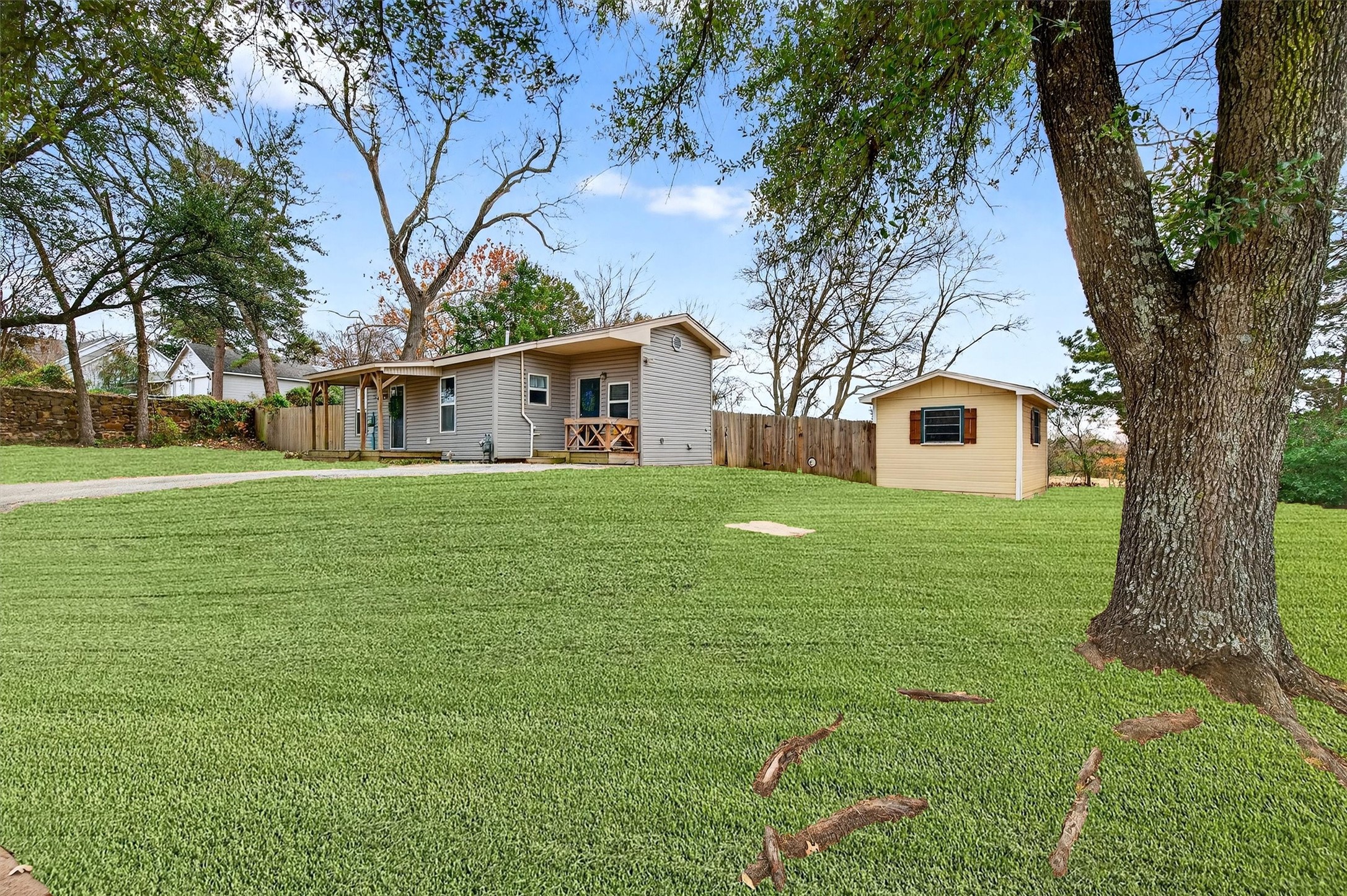 Property photo 01 of 1710 W Crawford Street, Denison, TX 75020 | MLS #21133835